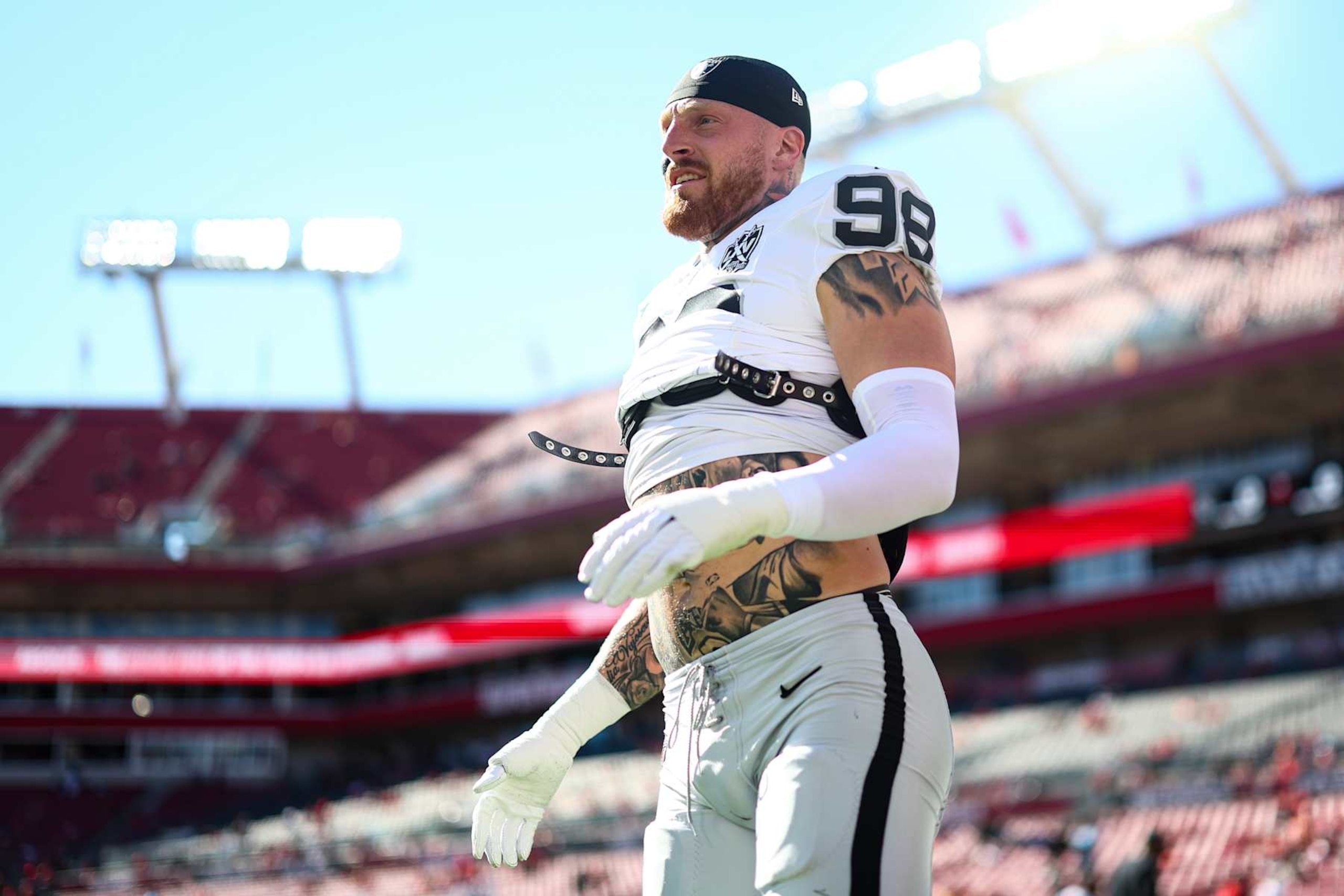 DE Maxx Crosby DE Maxx Crosby