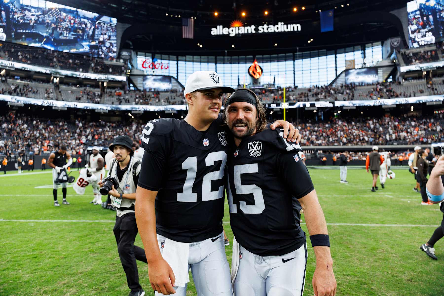 Raiders QBs Aidan O'Connell (left) and Gardner Minshew (right)