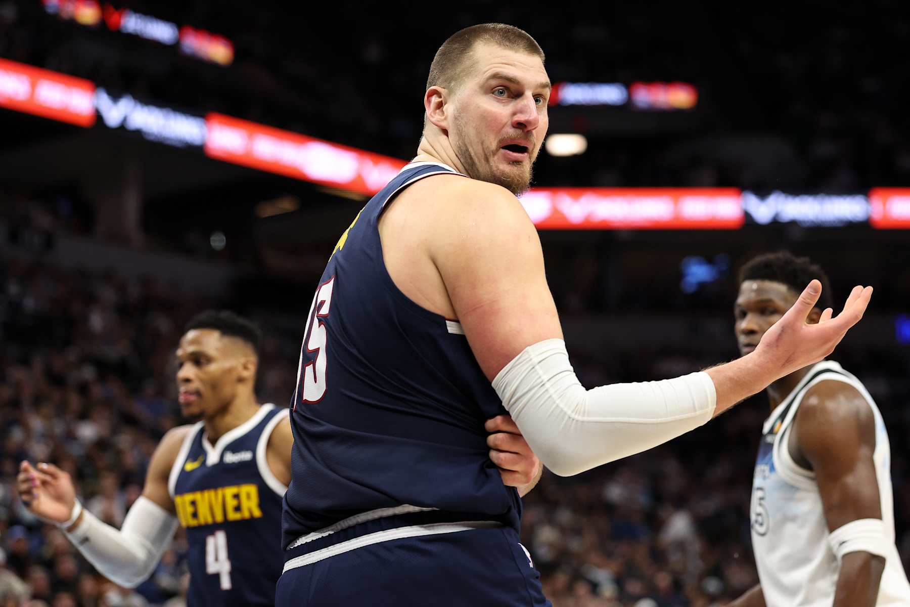 MINNEAPOLIS, MINNESOTA - JANUARY 25: Nikola Jokic #15 of the Denver Nuggets gestures towards a Referee during the third quarter against the Minnesota Timberwolves at Target Center on January 25, 2025 in Minneapolis, Minnesota. NOTE TO USER: User expressly acknowledges and agrees that, by downloading and or using this photograph, User is consenting to the terms and conditions of the Getty Images License Agreement. (Photo by Matt Krohn/Getty Images)