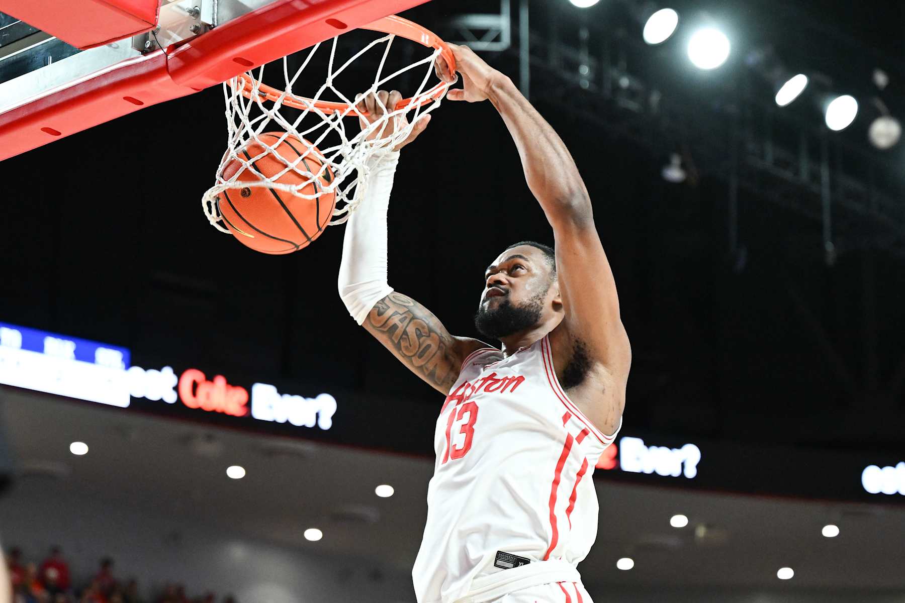 Houston's J'Wan Roberts