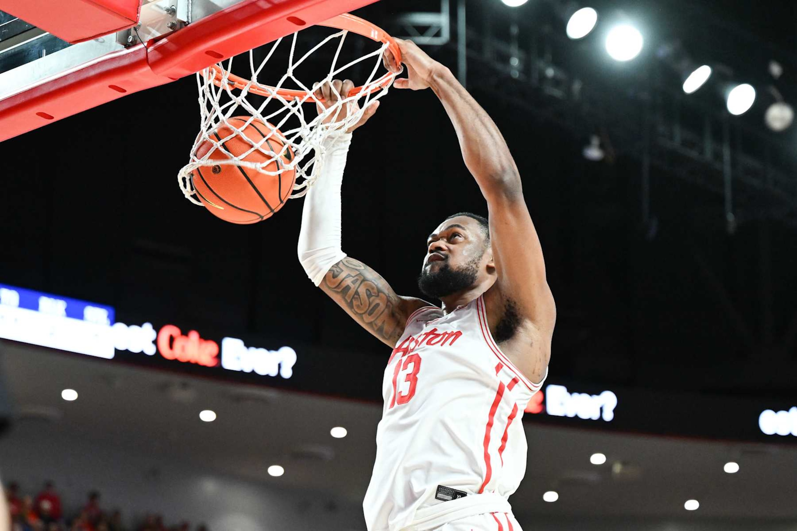 Houston's J'Wan Roberts