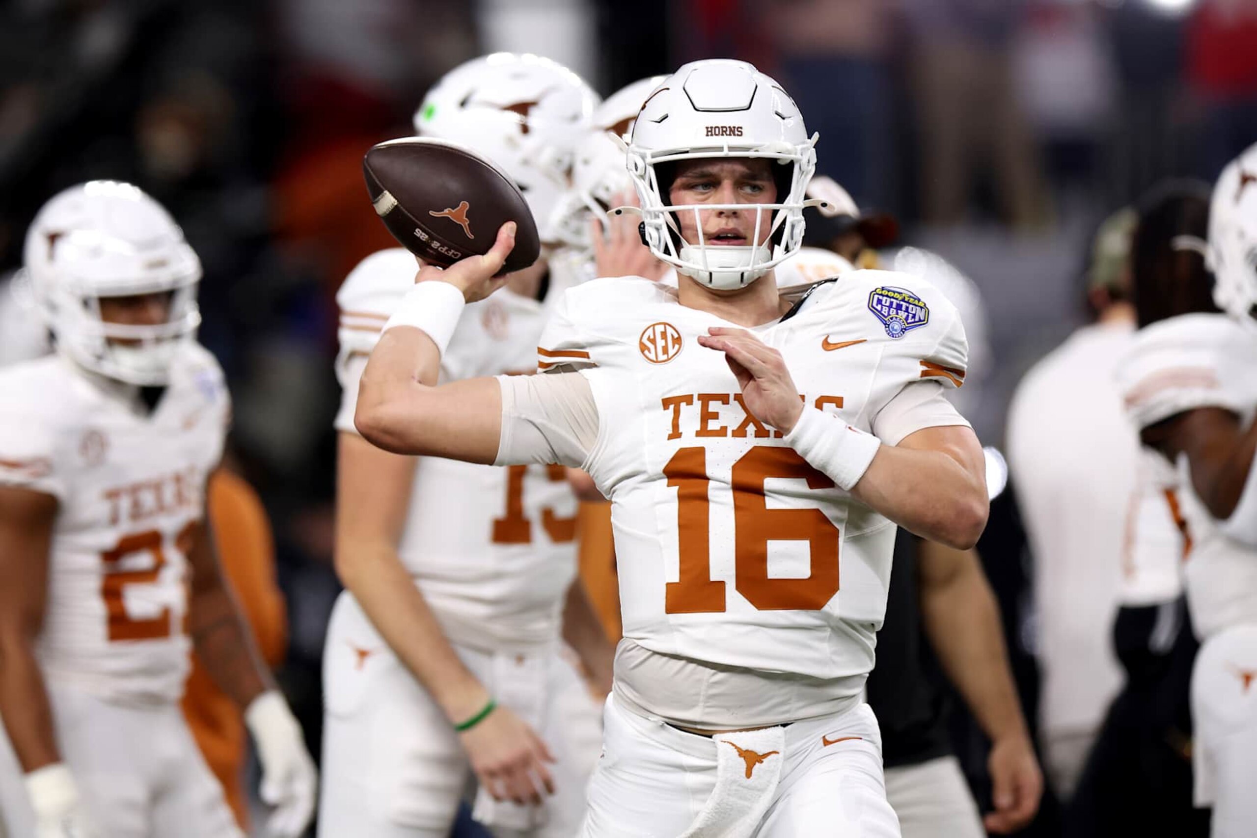 ARLINGTON, TEXAS - JANUARY 10: Arch Manning #16 of the Texas Longhorns warms up before the Goodyear Cotton Bowl against the Ohio State Buckeyes at AT&T Stadium on January 10, 2025 in Arlington, Texas. (Photo by Sam Hodde/Getty Images) ARLINGTON, TEXAS - JANUARY 10: Arch Manning #16 of the Texas Longhorns warms up before the Goodyear Cotton Bowl against the Ohio State Buckeyes at AT&T Stadium on January 10, 2025 in Arlington, Texas. (Photo by Sam Hodde/Getty Images)