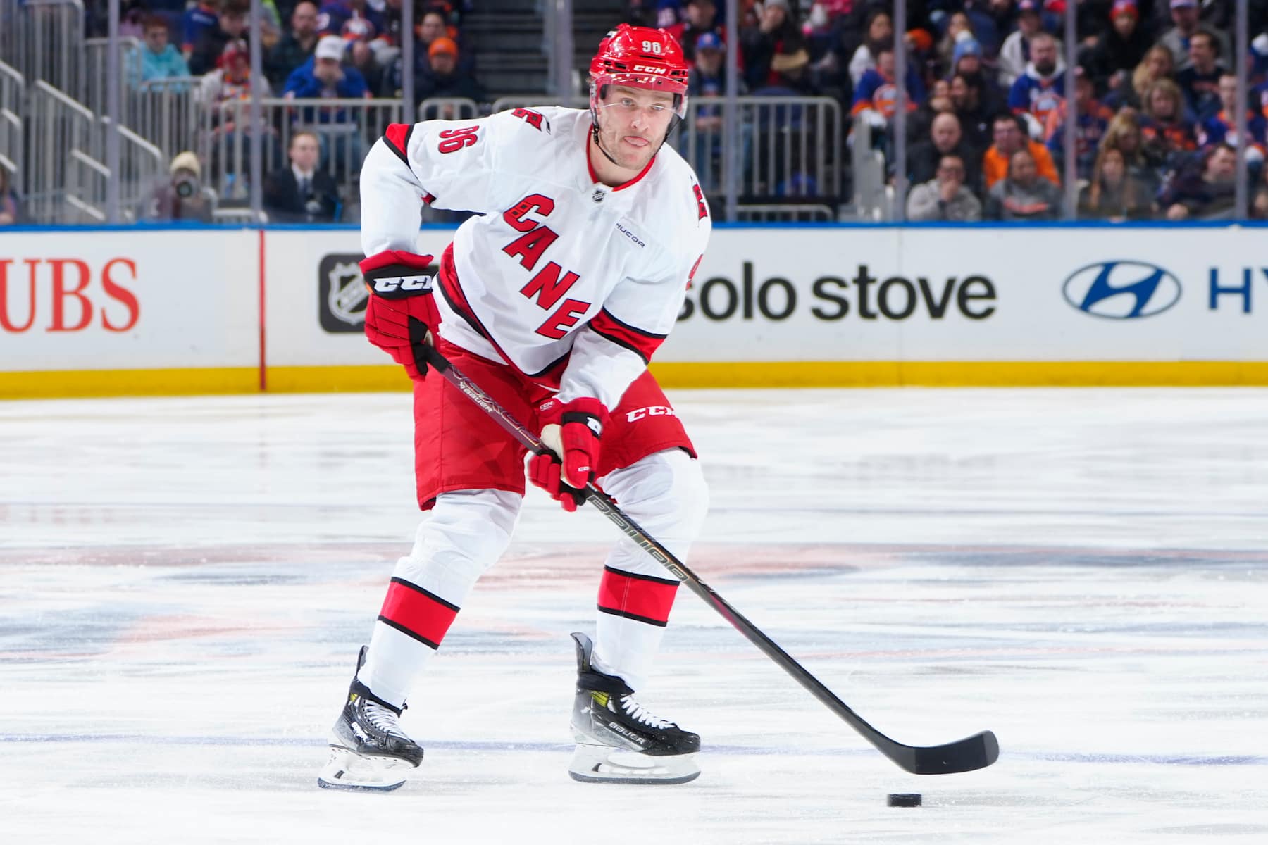 ELMONT, NEW YORK - JANUARY 25:  Mikko Rantanen #96 of the Carolina Hurricanes skates with the puck against the New York Islanders during the second period at UBS Arena on January 25, 2025 in Elmont, New York. (Photo by Mike Stobe/NHLI via Getty Images)