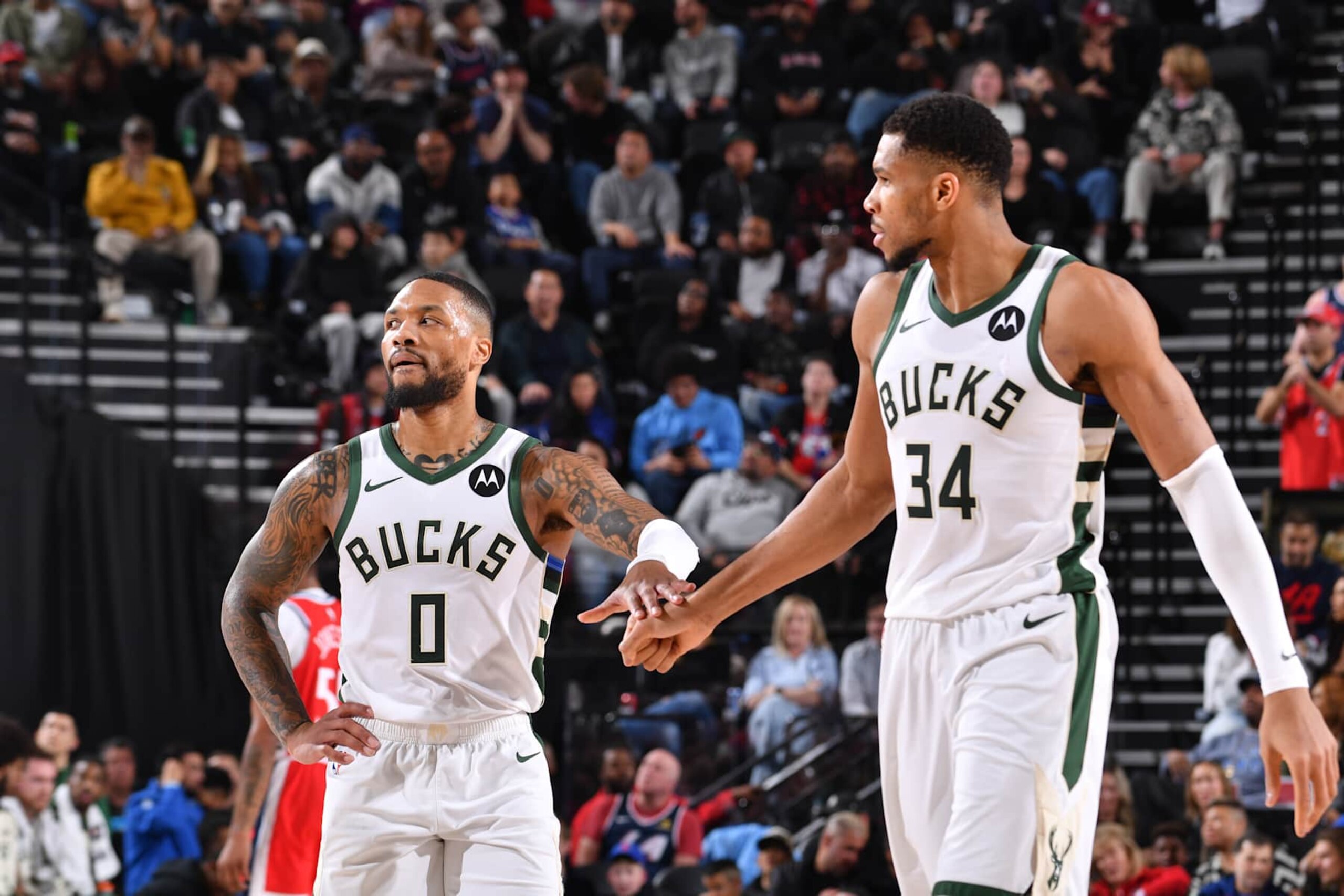 INGLEWOOD, CA - JANUARY 25: Damian Lillard #0 and Giannis Antetokounmpo #34 of the Milwaukee Bucks high five during the game against the LA Clippers on January 25, 2025 at Intuit Dome in Los Angeles, California. NOTE TO USER: User expressly acknowledges and agrees that, by downloading and/or using this Photograph, user is consenting to the terms and conditions of the Getty Images License Agreement. Mandatory Copyright Notice: Copyright 2025 NBAE (Photo by Juan Ocampo/NBAE via Getty Images) INGLEWOOD, CA - JANUARY 25: Damian Lillard #0 and Giannis Antetokounmpo #34 of the Milwaukee Bucks high five during the game against the LA Clippers on January 25, 2025 at Intuit Dome in Los Angeles, California. NOTE TO USER: User expressly acknowledges and agrees that, by downloading and/or using this Photograph, user is consenting to the terms and conditions of the Getty Images License Agreement. Mandatory Copyright Notice: Copyright 2025 NBAE (Photo by Juan Ocampo/NBAE via Getty Images)