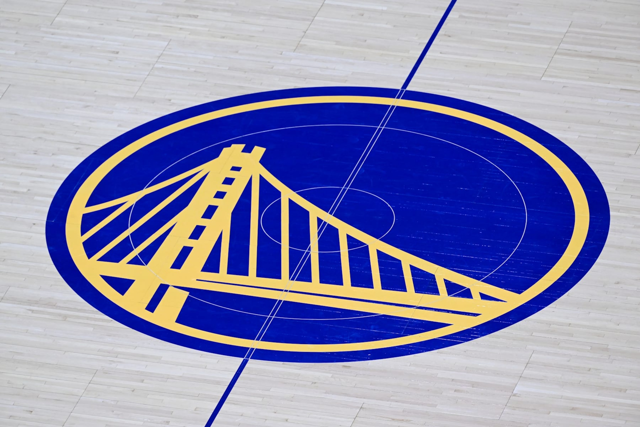 SAN FRANCISCO, CA - DECEMBER 5: A view of logo of Golden State Warriors on the floor during NBA game between Houston Rockets and Golden State Warriors at Chase Center on December 5, 2024 in San Francisco, California, United States. (Photo by Tayfun Coskun/Anadolu via Getty Images) SAN FRANCISCO, CA - DECEMBER 5: A view of logo of Golden State Warriors on the floor during NBA game between Houston Rockets and Golden State Warriors at Chase Center on December 5, 2024 in San Francisco, California, United States. (Photo by Tayfun Coskun/Anadolu via Getty Images)