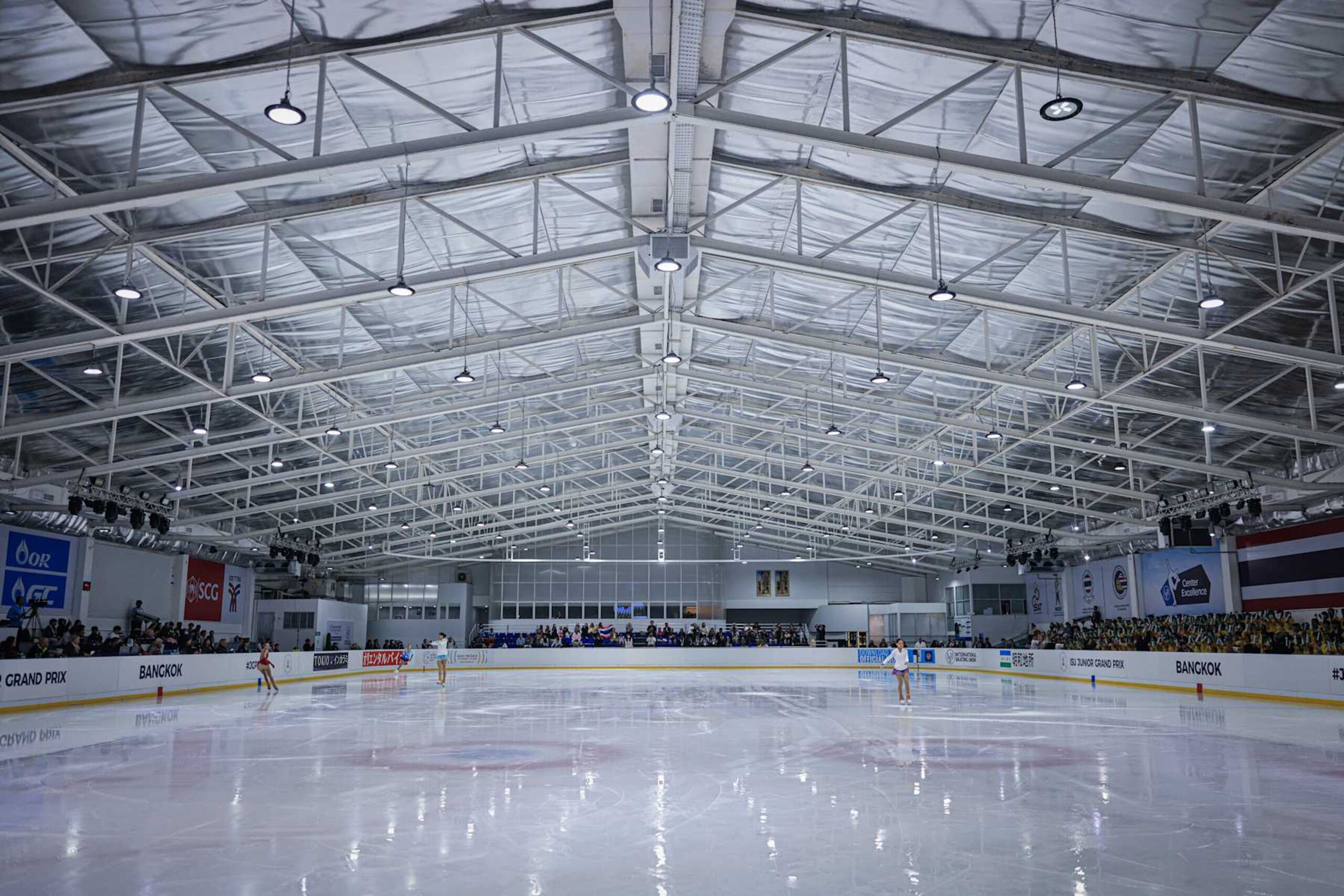 BANGKOK, THAILAND - SEPTEMBER 12: A general view of the spectators and ice rink during the Women's short program warm-up at the ISU Junior Grand Prix of Figure Skating at IWIS International Training Center on September 12, 2024, in Bangkok, Thailand. (Photo by Annice Lyn - International Skating Union/Getty Images) BANGKOK, THAILAND - SEPTEMBER 12: A general view of the spectators and ice rink during the Women's short program warm-up at the ISU Junior Grand Prix of Figure Skating at IWIS International Training Center on September 12, 2024, in Bangkok, Thailand. (Photo by Annice Lyn - International Skating Union/Getty Images)