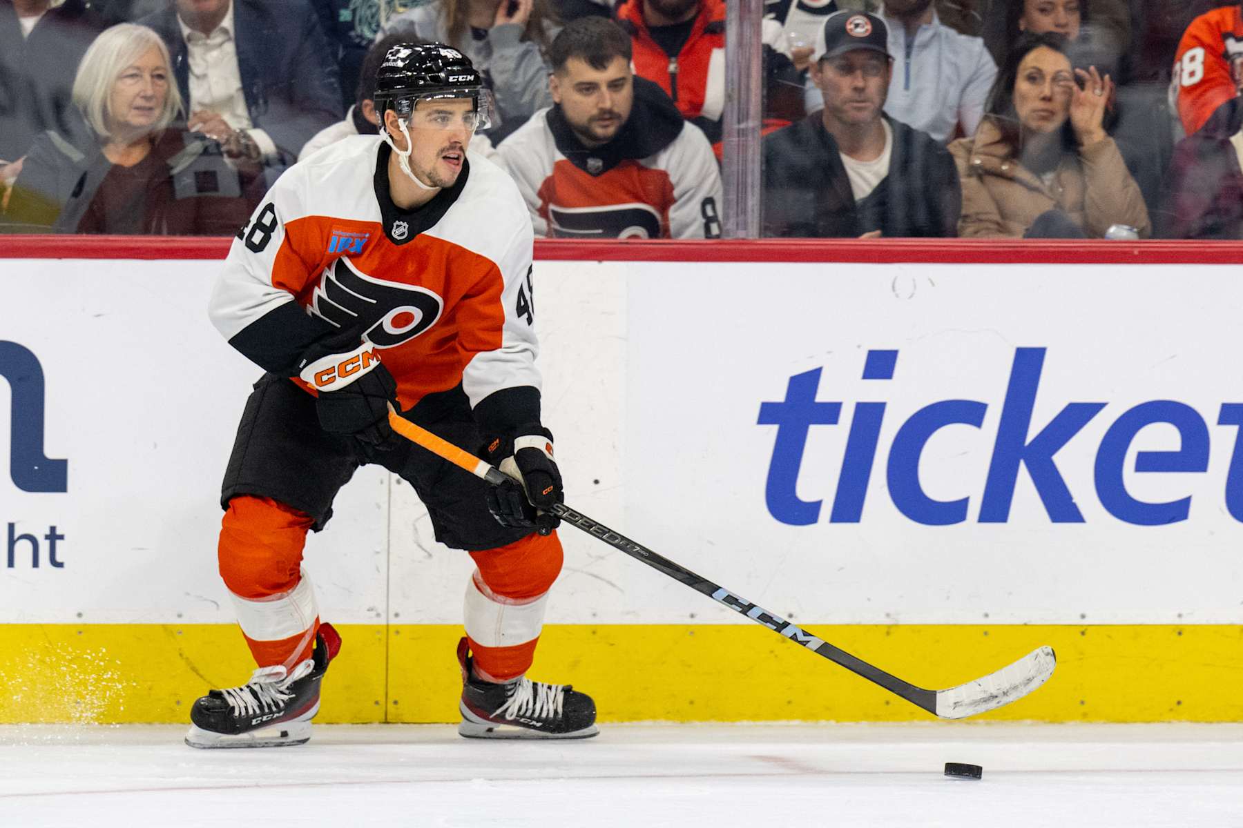 PHILADELPHIA, PA - JANUARY 07: Philadelphia Flyers center Morgan Frost (48) looks to pass during the game between the Toronto Maple Leafs and the Philadelphia Flyers on January 7th, 2025 at the Wells Fargo Center in Philadelphia, PA. (Photo by Terence Lewis/Icon Sportswire via Getty Images)