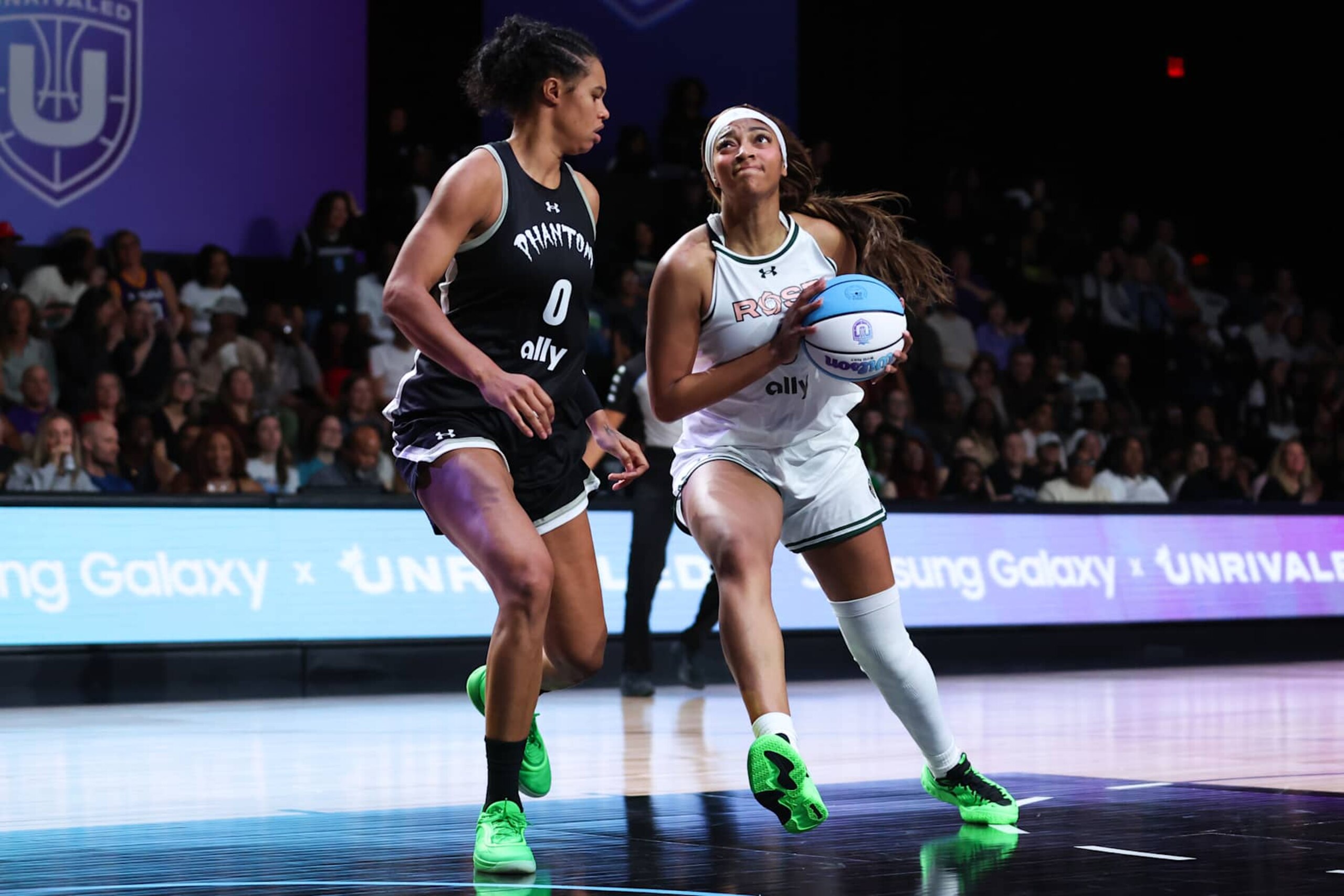 MEDLEY, FLORIDA - JANUARY 31: Angel Reese #5 of Rose drives to the basket against the Phantom at Wayfair Arena on January 31, 2025 in Medley, Florida. (Photo by Megan Briggs/Getty Images) MEDLEY, FLORIDA - JANUARY 31: Angel Reese #5 of Rose drives to the basket against the Phantom at Wayfair Arena on January 31, 2025 in Medley, Florida. (Photo by Megan Briggs/Getty Images)
