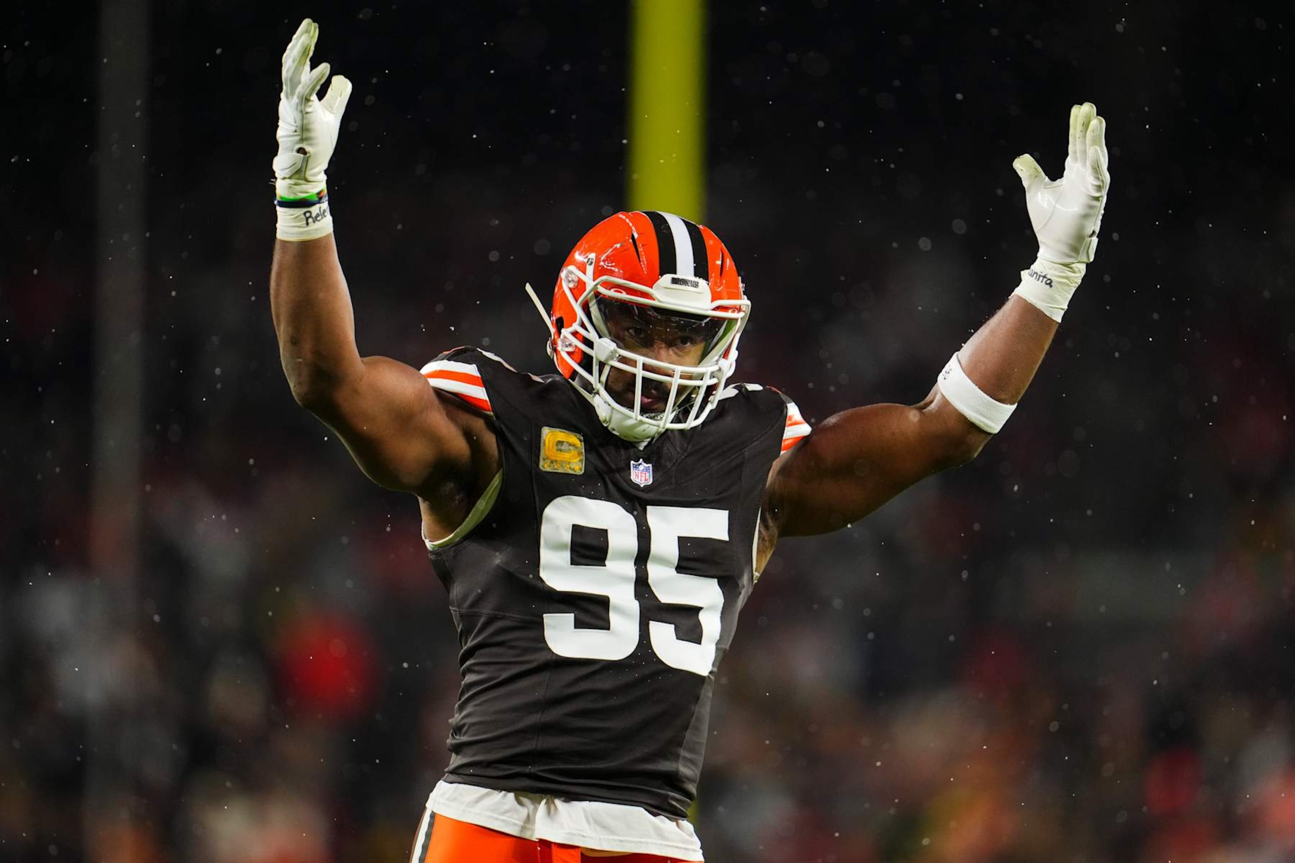 CLEVELAND, OH - NOVEMBER 21: Myles Garrett #95 of the Cleveland Browns celebrates during an NFL football game against the Pittsburgh Steelers at Huntington Bank Field on November 21, 2024 in Cleveland, Ohio. (Photo by Cooper Neill/Getty Images)