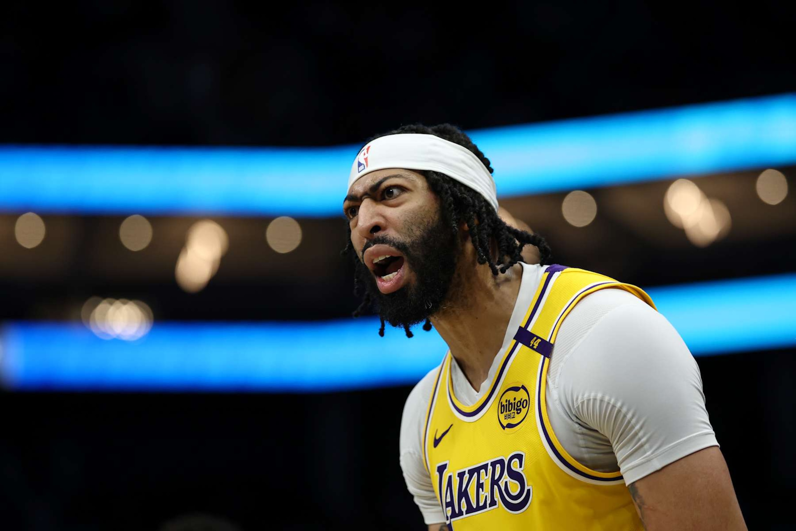 CHARLOTTE, NORTH CAROLINA - JANUARY 27: Anthony Davis #3 of the Los Angeles Lakers reacts following a play during the second half of the game against the Charlotte Hornets at Spectrum Center on January 27, 2025 in Charlotte, North Carolina. NOTE TO USER: User expressly acknowledges and agrees that, by downloading and or using this photograph, User is consenting to the terms and conditions of the Getty Images License Agreement. (Photo by Jared C. Tilton/Getty Images) CHARLOTTE, NORTH CAROLINA - JANUARY 27: Anthony Davis #3 of the Los Angeles Lakers reacts following a play during the second half of the game against the Charlotte Hornets at Spectrum Center on January 27, 2025 in Charlotte, North Carolina. NOTE TO USER: User expressly acknowledges and agrees that, by downloading and or using this photograph, User is consenting to the terms and conditions of the Getty Images License Agreement. (Photo by Jared C. Tilton/Getty Images)