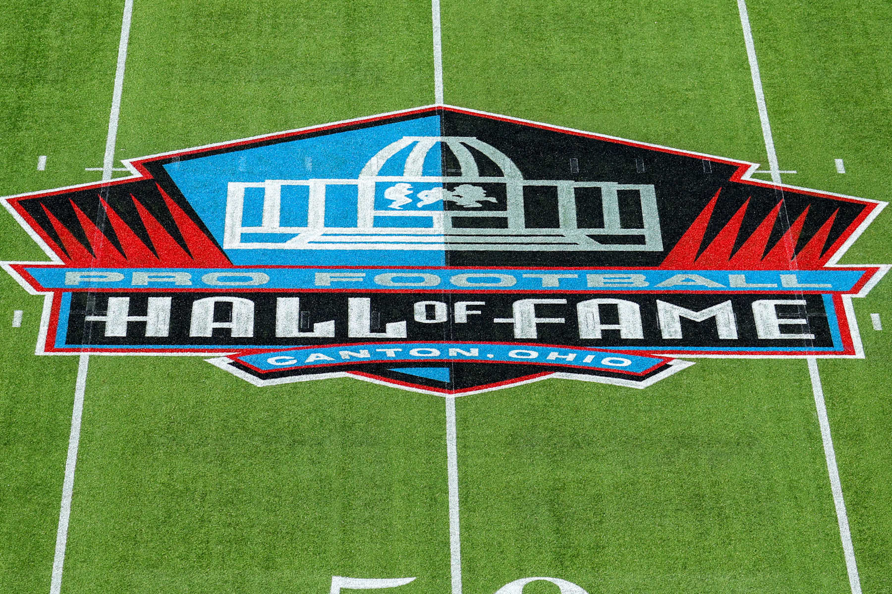 CANTON, OH - AUGUST 01: The Hall of Fame logo at midfield prior to the National Football League preseason game between the Chicago Bears and Houston Texans on August 1, 2024, at the Tom Benson Hall of Fame Stadium in Canton, OH.  (Photo by Frank Jansky/Icon Sportswire via Getty Images)