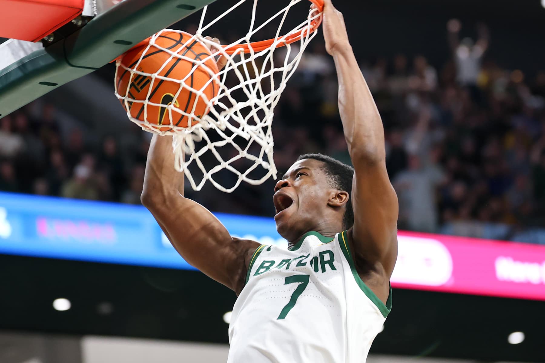 WACO, TX - FEBRUARY 01: Baylor Bears guard VJ Edgecombe (7) dunks the ball during the Big 12 college basketball game between Baylor Bears and Kansas Jayhawks on February 1, 2025, at Foster Pavilion in Waco, Texas. (Photo by David Buono/Icon Sportswire via Getty Images)