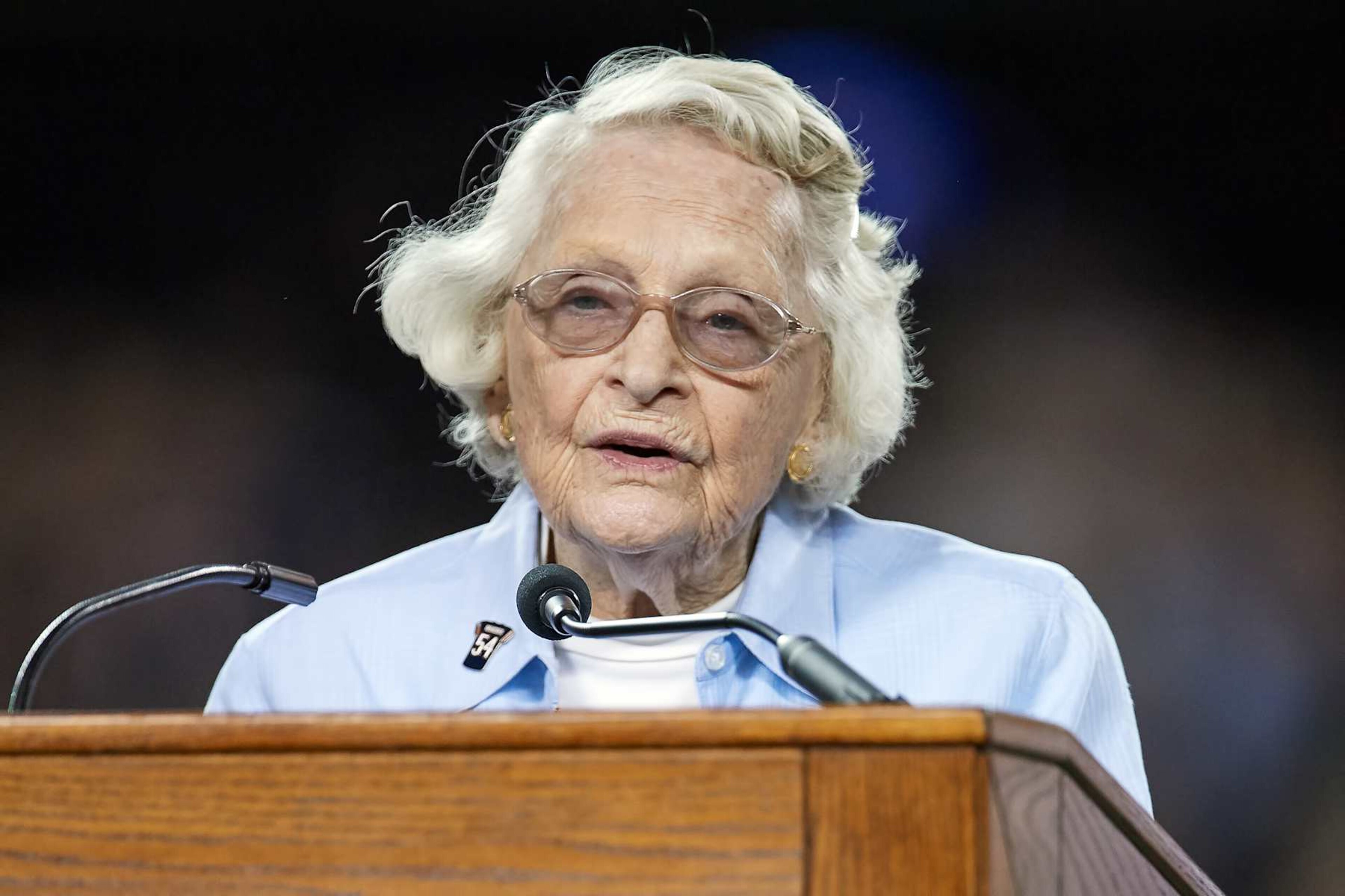 CHICAGO, IL - SEPTEMBER 17: Virginia McCaskey speaks at the Ring of Excellence ceremony for Brian Urlacher's recent induction into the Hall of Fame in game action during an NFL game between the Chicago Bears and the Seattle Seahawks on September 17, 2018 at Soldier Field in Chicago, Illinois. (Photo by Robin Alam/Icon Sportswire via Getty Images) CHICAGO, IL - SEPTEMBER 17: Virginia McCaskey speaks at the Ring of Excellence ceremony for Brian Urlacher's recent induction into the Hall of Fame in game action during an NFL game between the Chicago Bears and the Seattle Seahawks on September 17, 2018 at Soldier Field in Chicago, Illinois. (Photo by Robin Alam/Icon Sportswire via Getty Images)