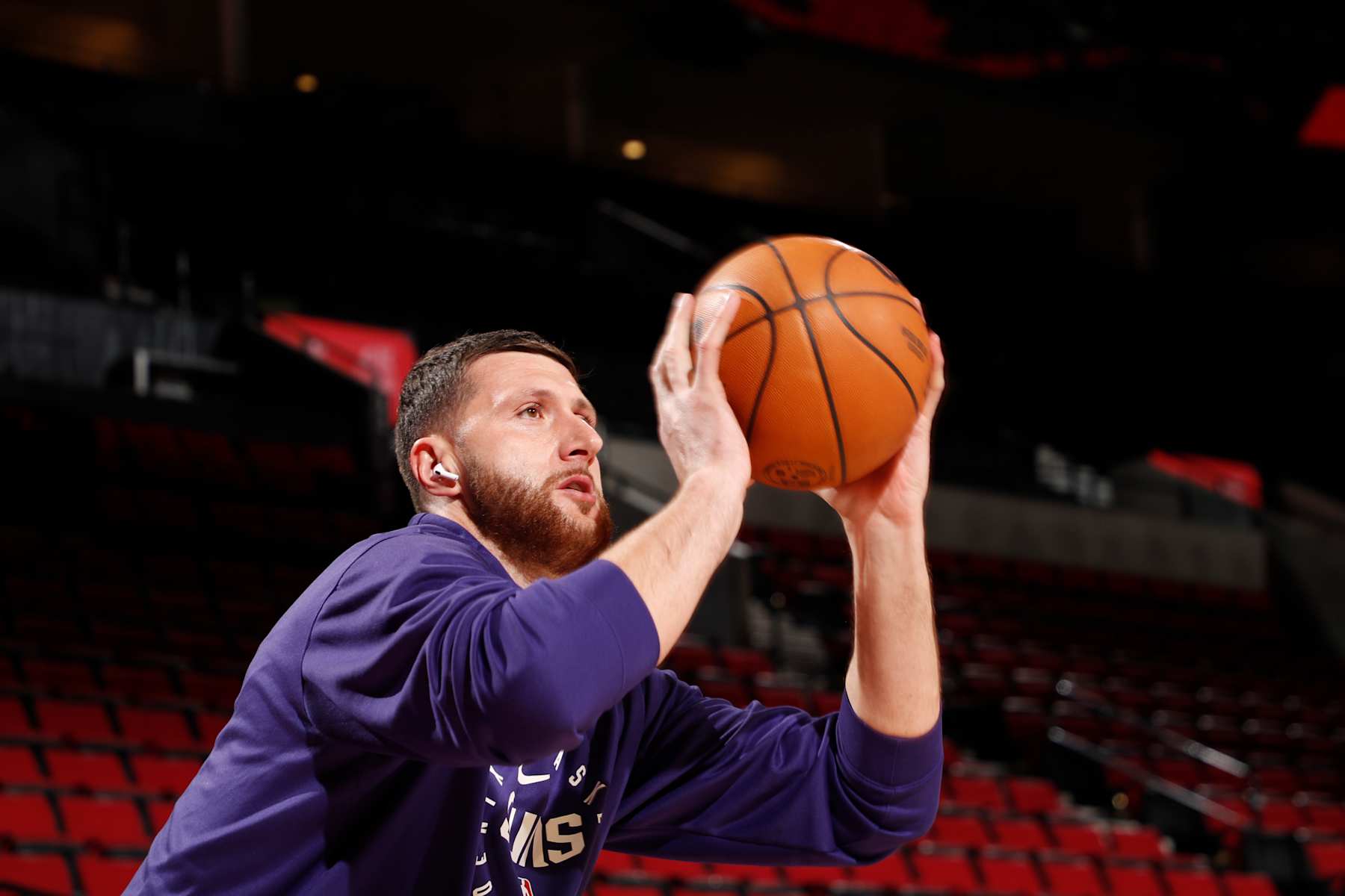 PORTLAND, OR - FEBRUARY 3: Jusuf Nurkic #20 of the Phoenix Suns warms up before the game against the Portland Trail Blazers on February 3, 2025 at the Moda Center Arena in Portland, Oregon. NOTE TO USER: User expressly acknowledges and agrees that, by downloading and or using this photograph, user is consenting to the terms and conditions of the Getty Images License Agreement. Mandatory Copyright Notice: Copyright 2025 NBAE (Photo by Cameron Browne/NBAE via Getty Images)