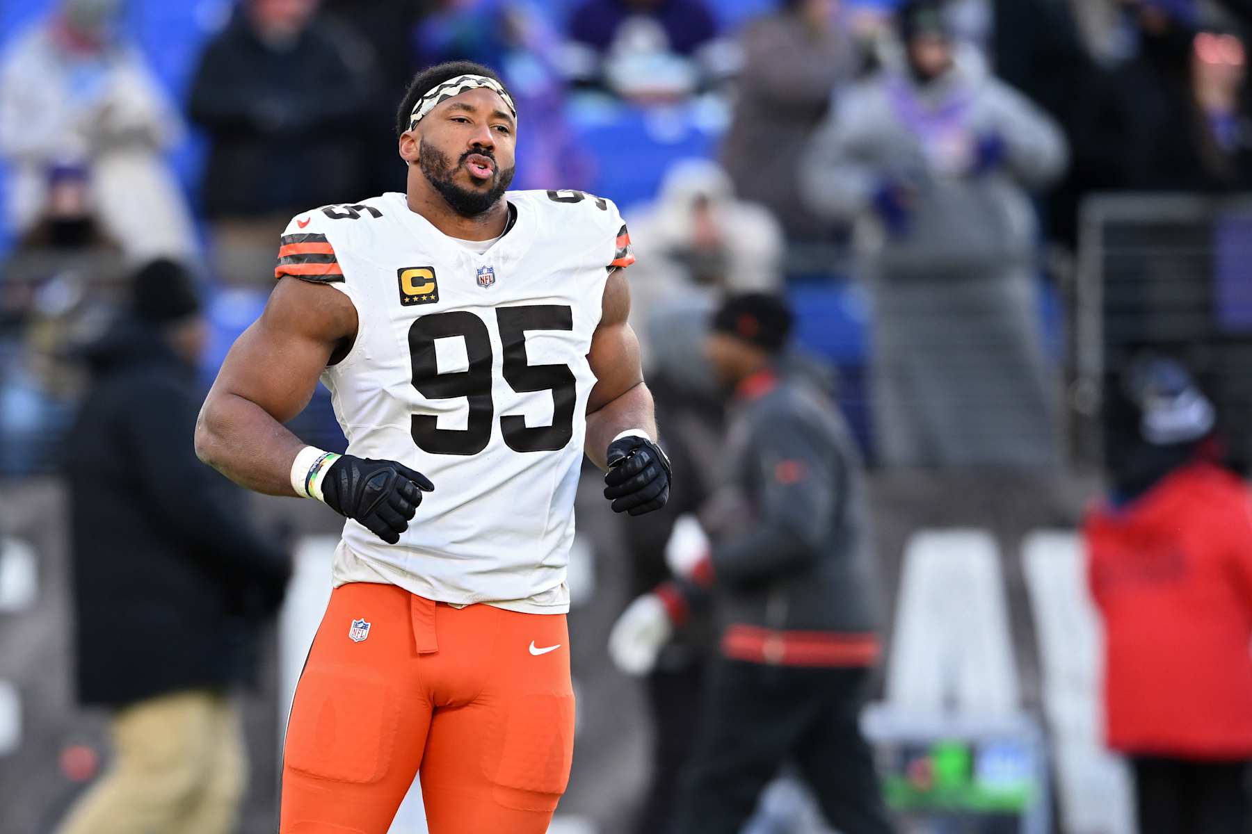 Browns edge Myles Garrett