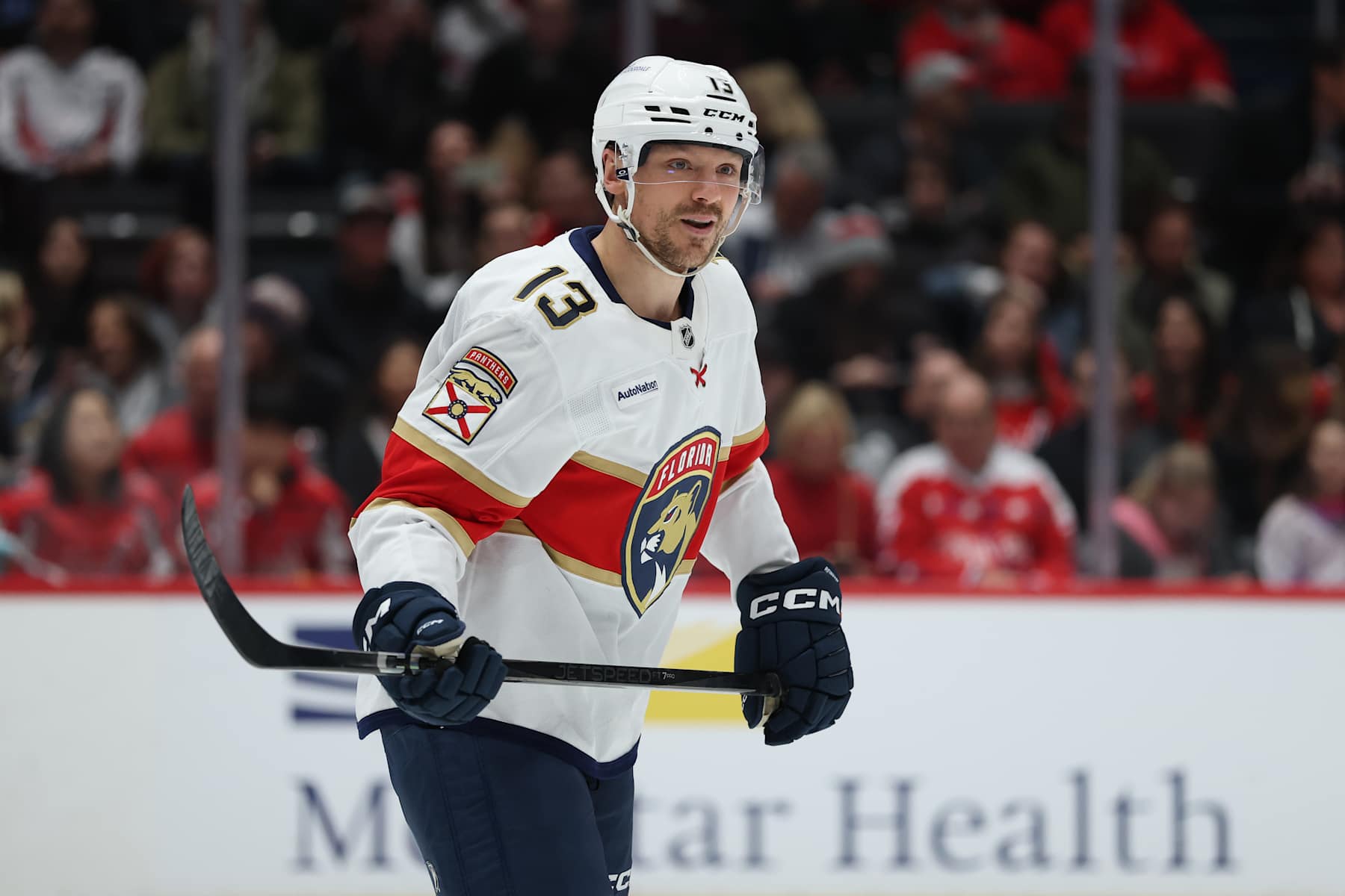 WASHINGTON, DC - FEBRUARY 04: Sam Reinhart #13 of the Florida Panthers skates against the Washington Capitals at Capital One Arena on February 04, 2025 in Washington, DC. (Photo by Patrick Smith/Getty Images)