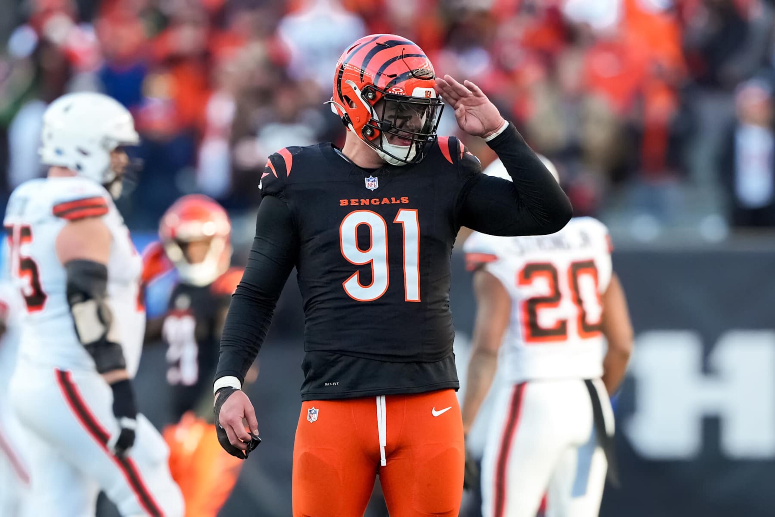 CINCINNATI, OHIO - DECEMBER 22: Trey Hendrickson #91 of the Cincinnati Bengals celebrates in the fourth quarter against the Cleveland Browns at Paycor Stadium on December 22, 2024 in Cincinnati, Ohio. (Photo by Dylan Buell/Getty Images) CINCINNATI, OHIO - DECEMBER 22: Trey Hendrickson #91 of the Cincinnati Bengals celebrates in the fourth quarter against the Cleveland Browns at Paycor Stadium on December 22, 2024 in Cincinnati, Ohio. (Photo by Dylan Buell/Getty Images)