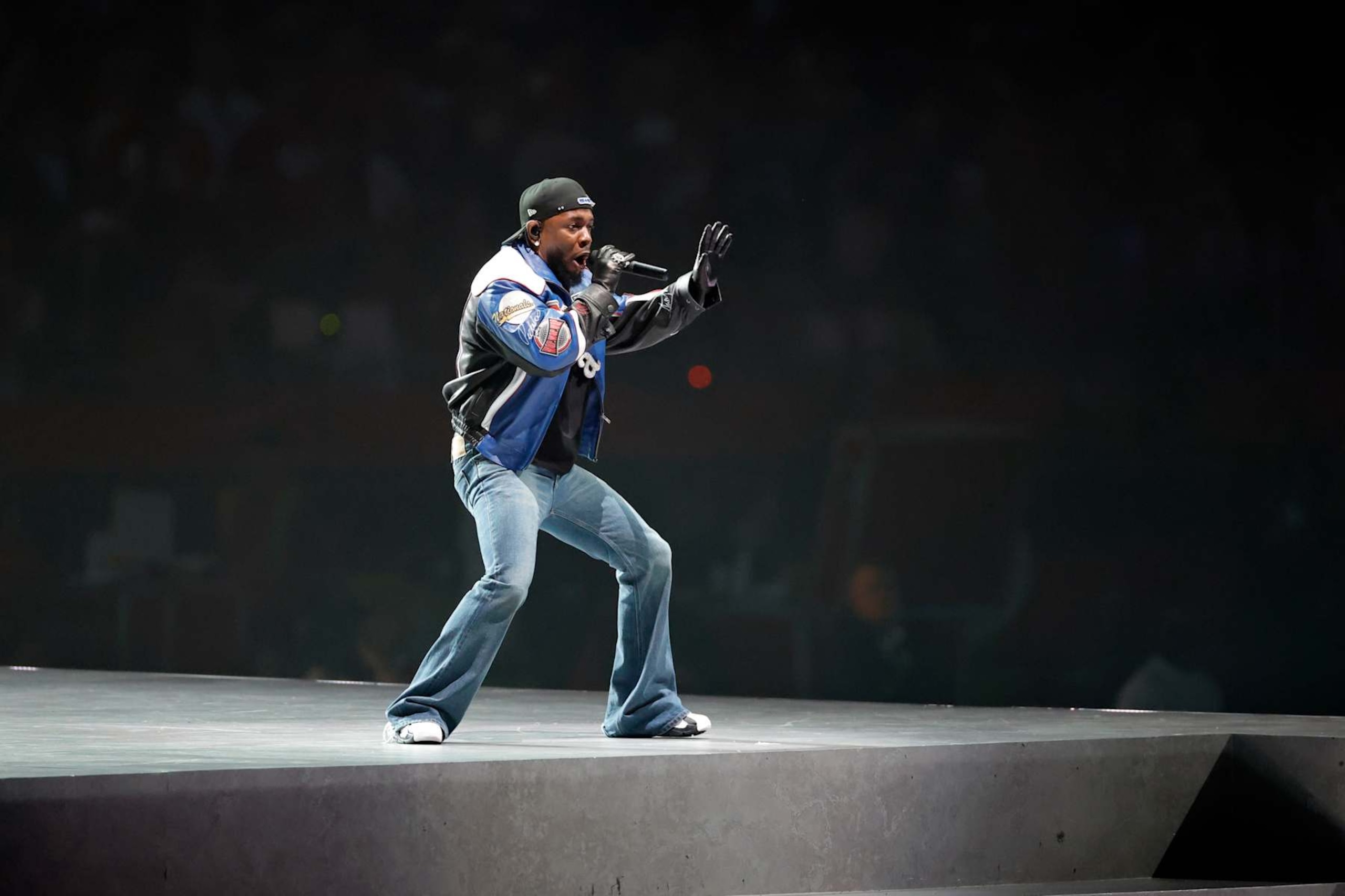 NEW ORLEANS, LA - FEBRUARY 09: Kendrick Lamar performs for the Apple Music Super Bowl LIX Halftime Show on February 09, 2025, at the Caesars Superdome in New Orleans, LA. (Photo by Bob Kupbens/Icon Sportswire via Getty Images) NEW ORLEANS, LA - FEBRUARY 09: Kendrick Lamar performs for the Apple Music Super Bowl LIX Halftime Show on February 09, 2025, at the Caesars Superdome in New Orleans, LA. (Photo by Bob Kupbens/Icon Sportswire via Getty Images)