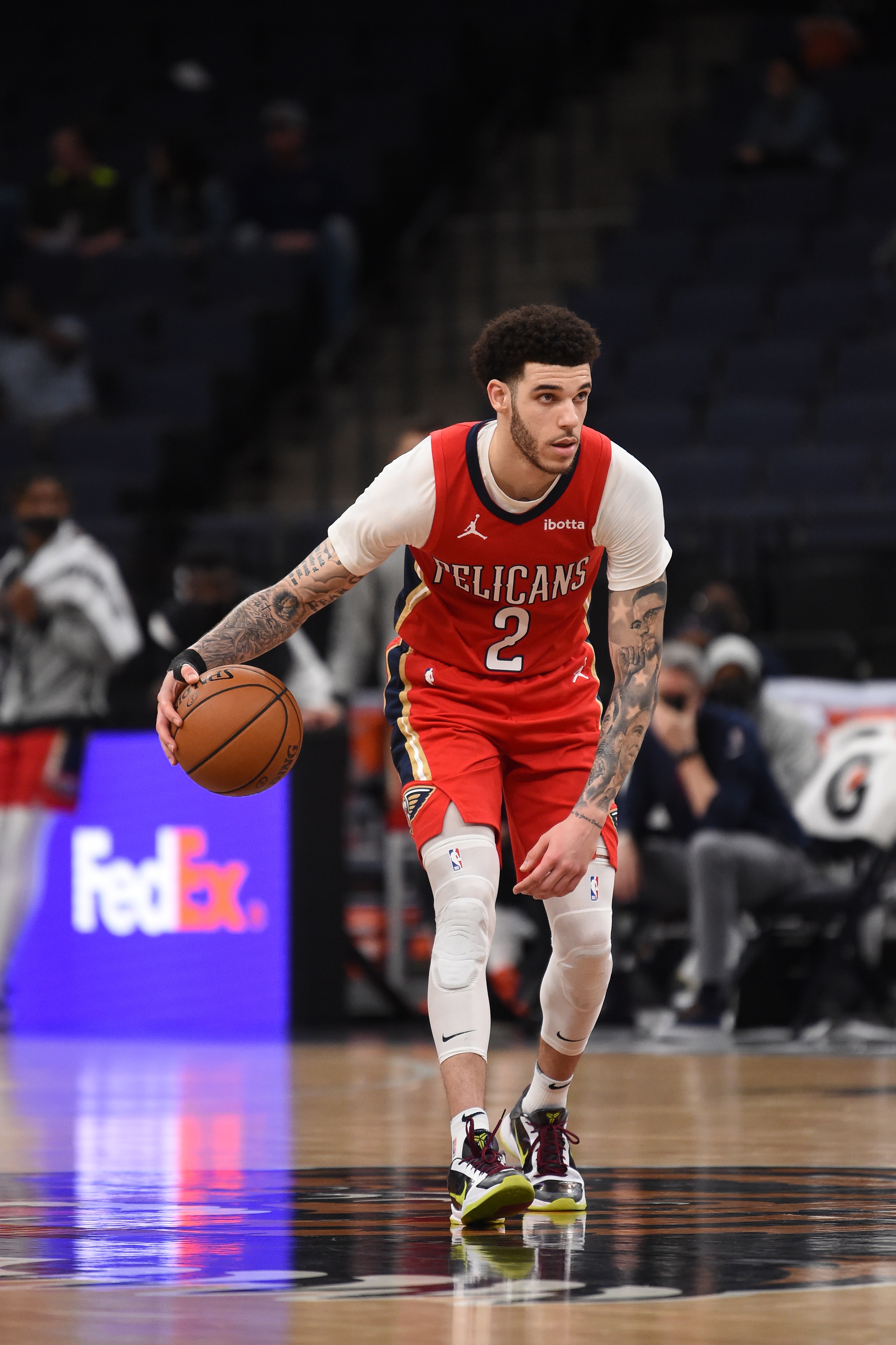 MEMPHIS, TN - MAY 10: Lonzo Ball #2 of the New Orleans Pelicans handles the ball against the Memphis Grizzlies on May 10, 2021 at FedExForum in Memphis, Tennessee. NOTE TO USER: User expressly acknowledges and agrees that, by downloading and/or using this Photograph, user is consenting to the terms and conditions of the Getty Images License Agreement. Mandatory Copyright Notice: Copyright 2021 NBAE (Photo by David Dow/NBAE via Getty Images)