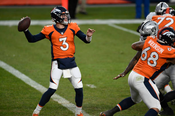 DENVER, COLORADO - JANUARY 3:  Denver Broncos quarterback Drew Lock, #3, goes out for a pass during the  first quarter at Empower Field at Mile High as the Broncos take on the Las Vegas Raiders in their final game of the year on January 3, 2021 in Denver, Colorado. The Denver Broncos lost to the Las Vegas Raiders 32-31. (Photo by Helen H. Richardson/MediaNews Group/The Denver Post via Getty Images)
