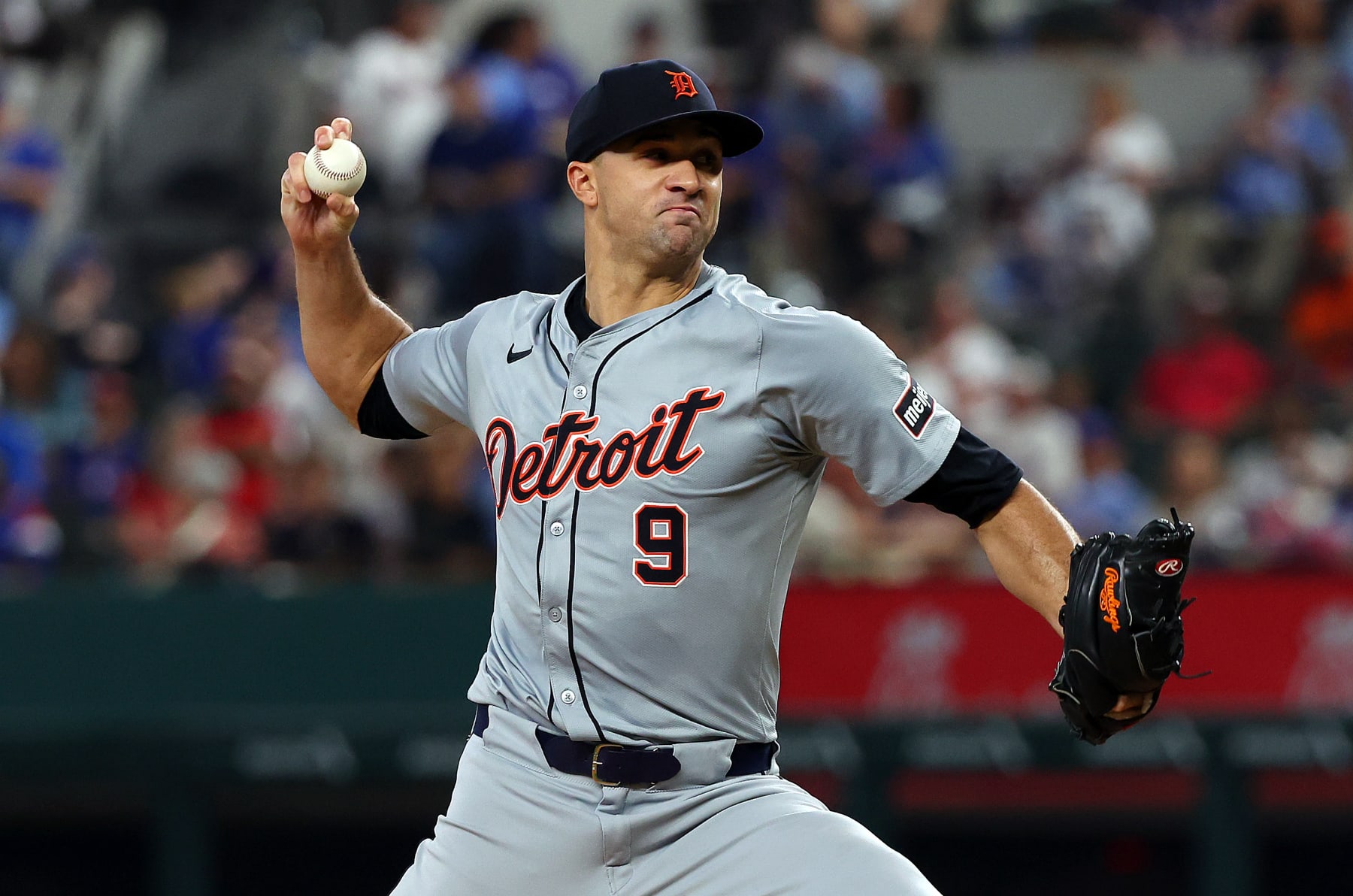 ARLINGTON, TEXAS - JUNE 04: Jack Flaherty #9 of the Detroit Tigers pitches against the Texas Rangers at Globe Life Field on June 04, 2024 in Arlington, Texas. (Photo by Richard Rodriguez/Getty Images)