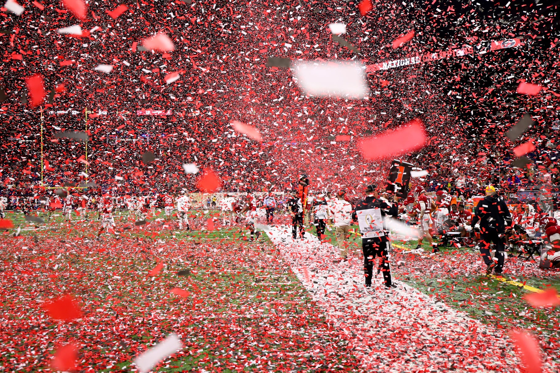 INDIANAPOLIS, IN - JANUARY 10: The Georgia Bulldogs take on the Alabama Crimson Tide during the College Football Playoff Championship held at Lucas Oil Stadium on January 10, 2022 in Indianapolis, Indiana. (Photo by Jamie Schwaberow/Getty Images)