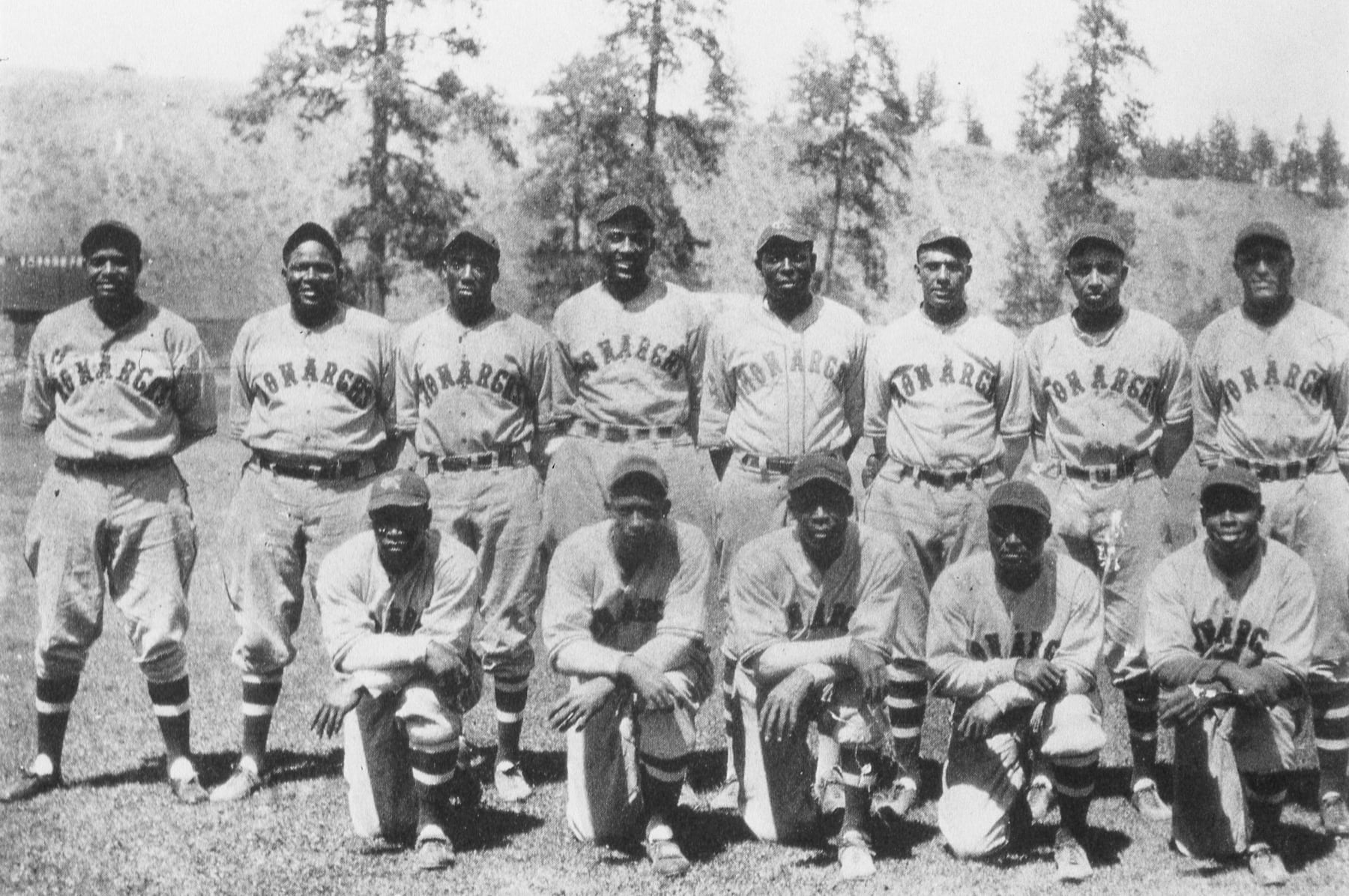 Bullet Rogan (front row, middle)