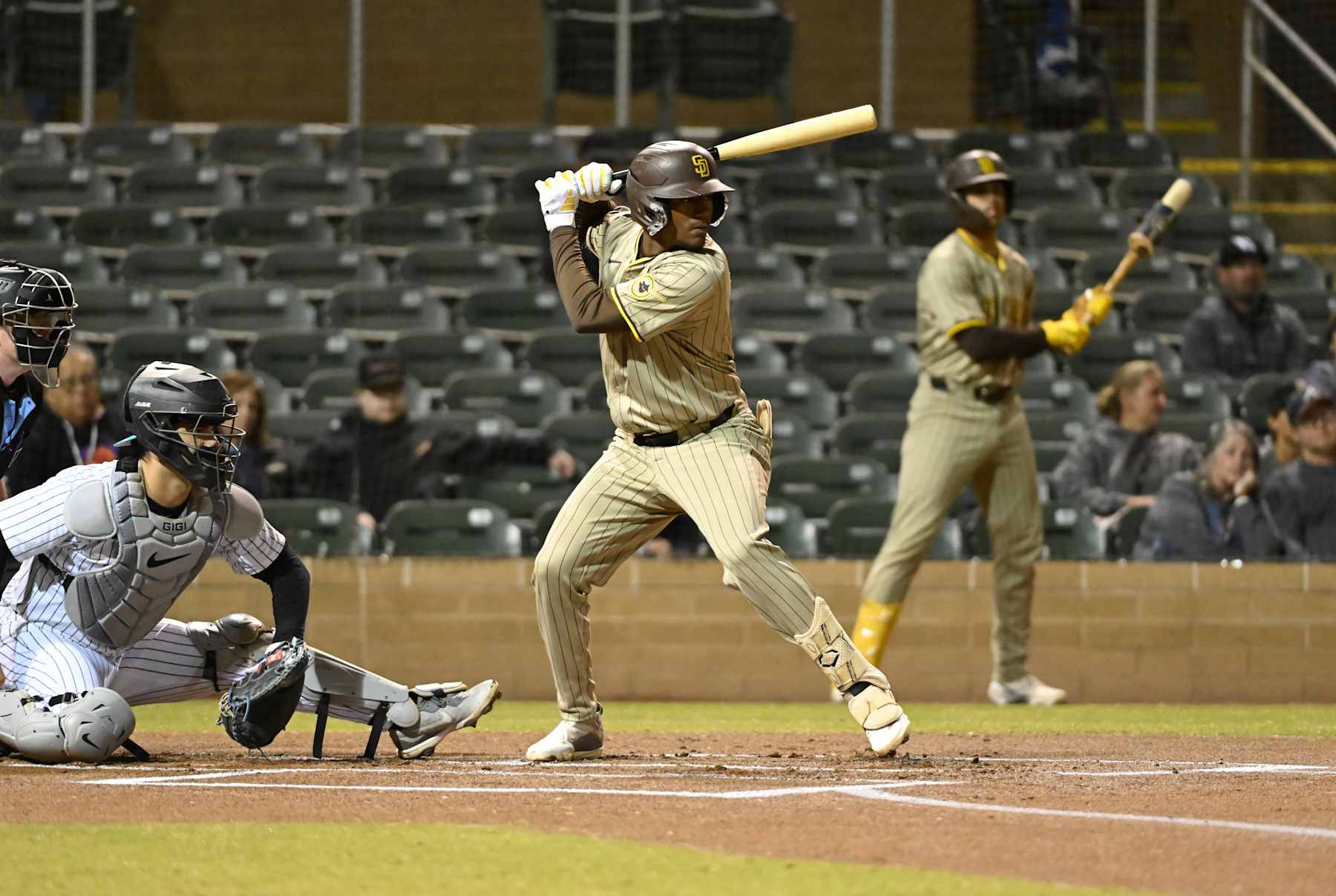 TALKING STICK, AZ - NOVEMBER 11: Leodalis De Vries #4 of the Peoria Javelinas bats during the game between the Peoria Javelinas and the Salt River Rafters at Salt River Fields at Talking Stick on Monday, November 11, 2024 in Talking Stick, Arizona. (Photo by Norm Hall/MLB Photos via Getty Images)