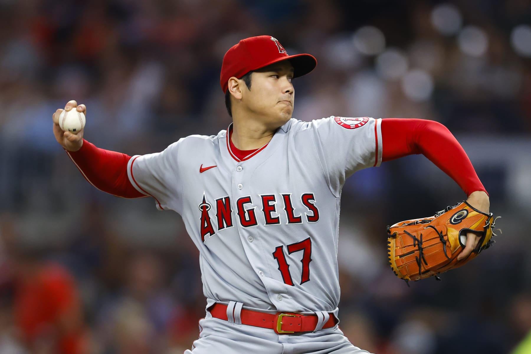 ATLANTA, GA - JULY 22: Shohei Ohtani #17 of the Los Angeles Angels pitches during the fourth inning against the Atlanta Braves at Truist Park on July 22, 2022 in Atlanta, Georgia. (Photo by Todd Kirkland/Getty Images)