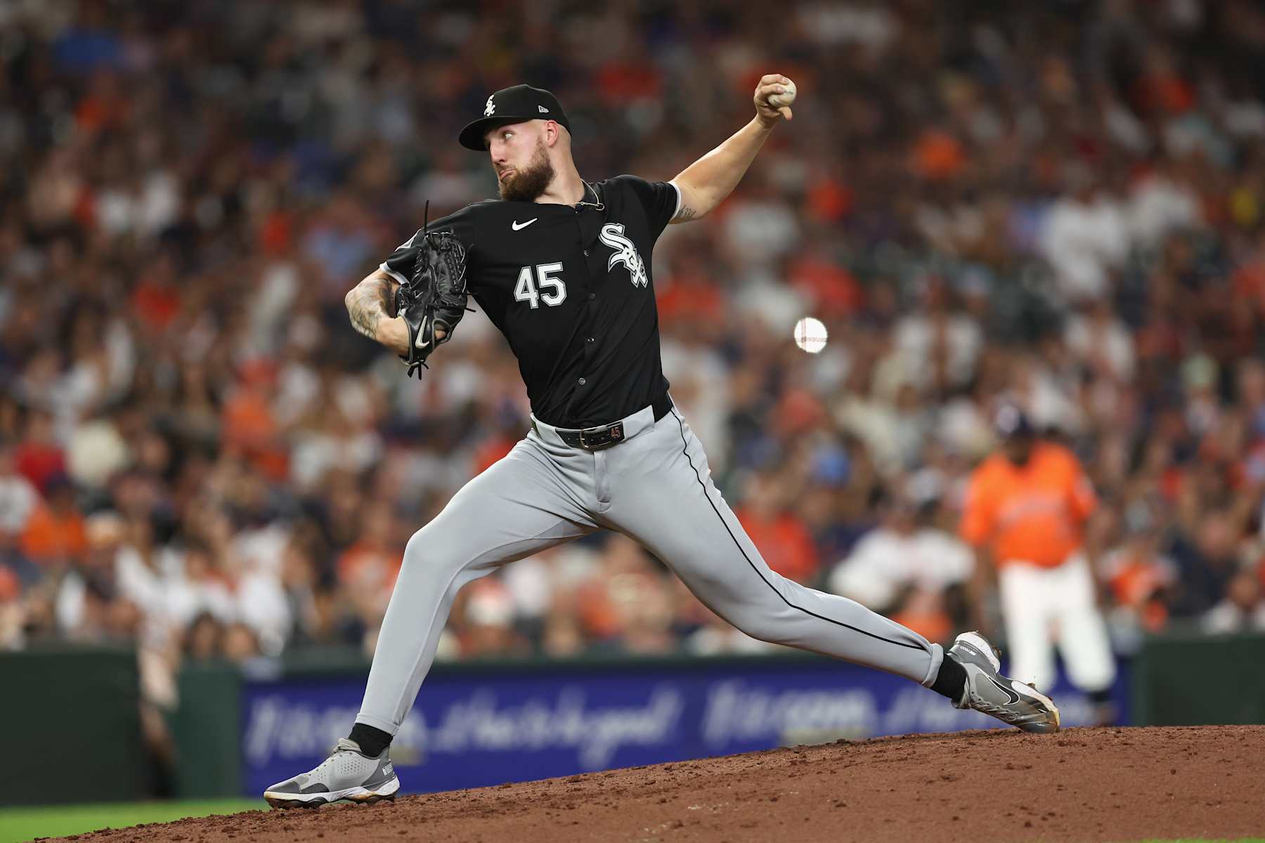 HOUSTON, TEXAS - AUGUST 16: Garrett Crochet #45 of the Chicago White Sox pitches in the fourth inning against the Houston Astros at Minute Maid Park on August 16, 2024 in Houston, Texas. (Photo by Tim Warner/Getty Images)