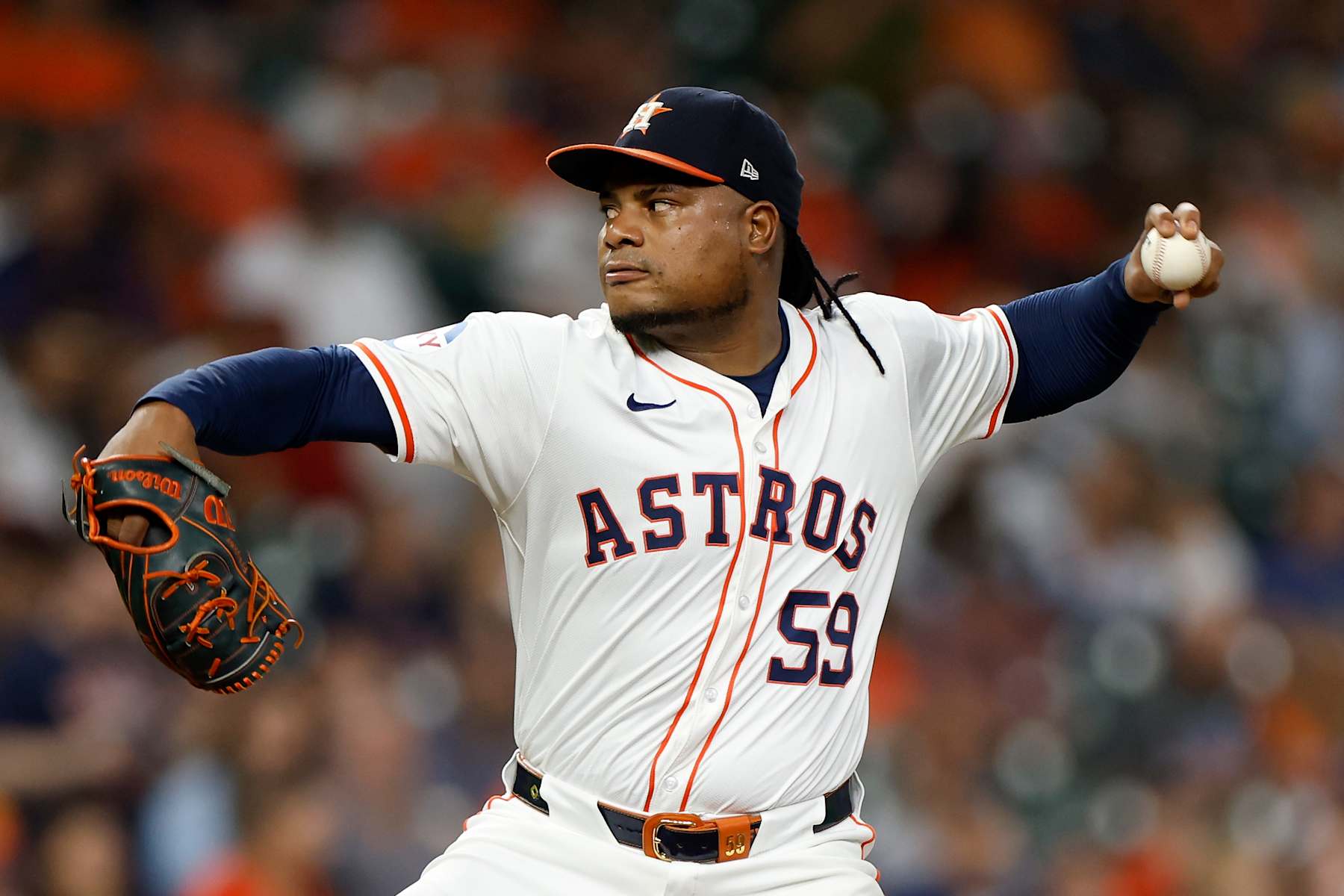 HOUSTON, TEXAS - SEPTEMBER 24: Framber Valdez #59 of the Houston Astros pitches in the first inning against the Seattle Mariners at Minute Maid Park on September 24, 2024 in Houston, Texas. (Photo by Tim Warner/Getty Images)
