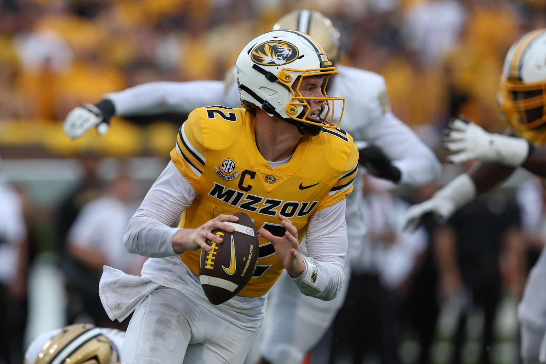 Missouri quarterback Brady Cook