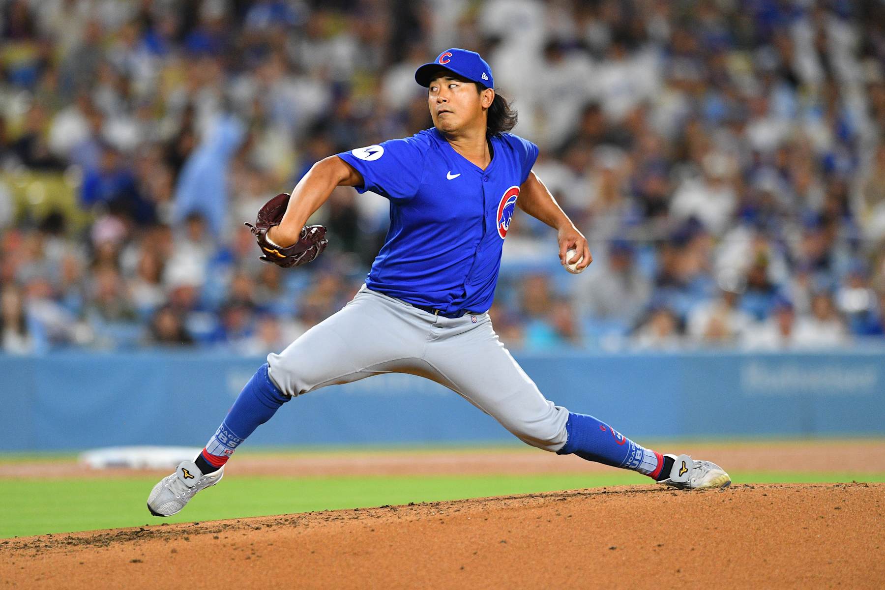 LOS ANGELES, CA - SEPTEMBER 10: Chicago Cubs Pitcher Shota Imanaga (18) throws a pitch during the MLB game between the Chicago Cubs and the Los Angeles Dodgers on September 10, 2024 at Dodger Stadium in Los Angeles, CA. (Photo by Brian Rothmuller/Icon Sportswire via Getty Images)