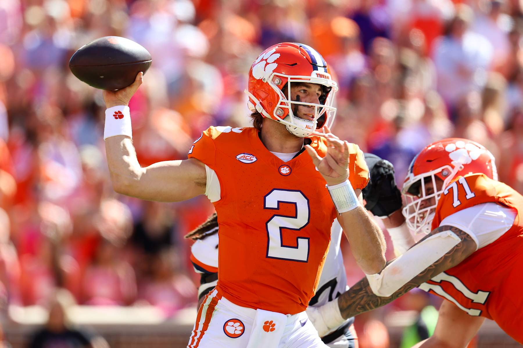 CLEMSON, SOUTH CAROLINA - OCTOBER 19: Cade Klubnik #2 of the Clemson Tigers throws the ball against the Virginia Cavaliers at Memorial Stadium on October 19, 2024 in Clemson, South Carolina. (Photo by Isaiah Vazquez/Getty Images)