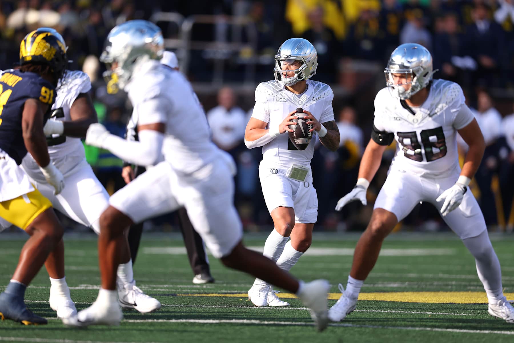 Oregon quarterback Dillon Gabriel Oregon quarterback Dillon Gabriel