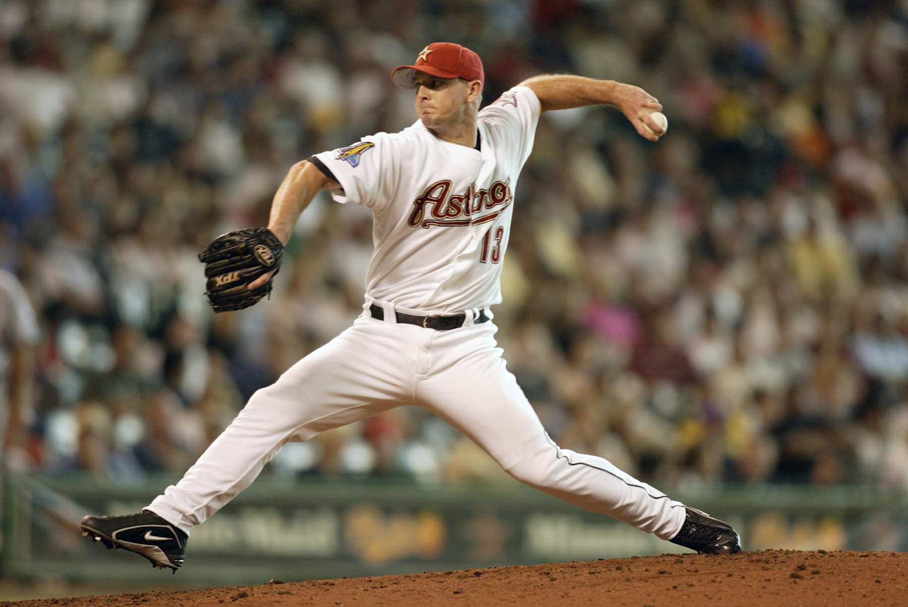 HOUSTON - JUNE 28:   Closing pitcher Billy Wagner #13 of the Houston Astros delivers a pitch against the Texas Rangers during the MLB interleague game at Minute Maid Park on June 28, 2003 in Houston, Texas.  The Astros won 2-0.  (Photo by Ronald Martinez/Getty Images) 