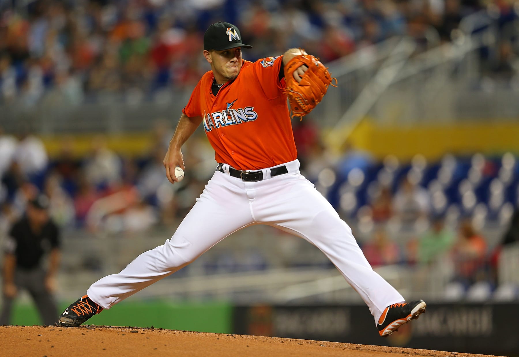 MIAMI, FL - SEPTEMBER 11:  Jose Fernandez #16 of the Miami Marlins pitches during a game against the Atlanta Braves at Marlins Park on September 11, 2013 in Miami, Florida.  (Photo by Mike Ehrmann/Getty Images)