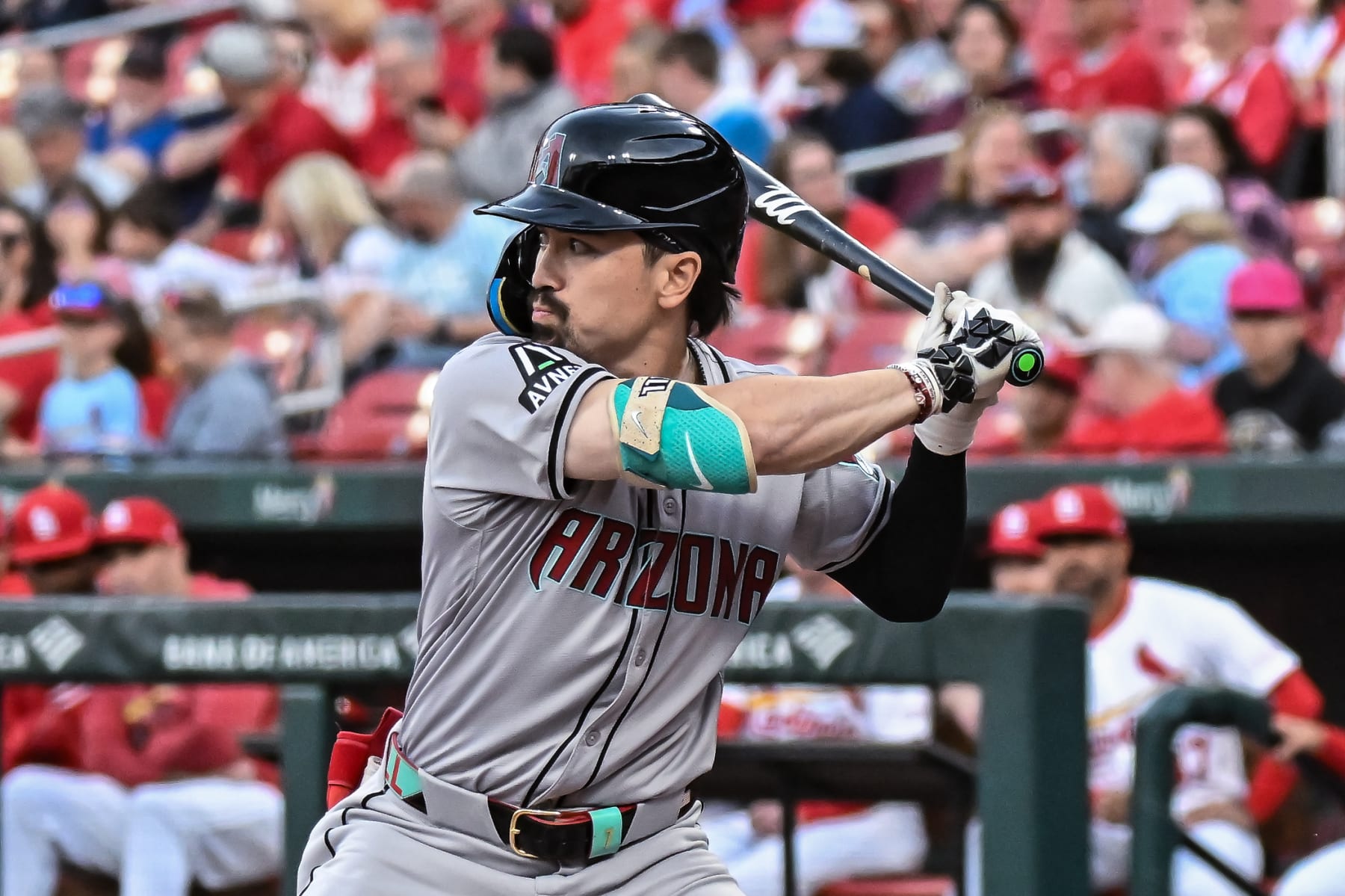 ST. LOUIS, MO - APRIL 22: Arizona Diamondbacks center fielder Corbin Carroll (7) waits for the pitch during a game between the Arizona Diamondbacks and the St. Louis Cardinals on Monday April 22, 2024, at Busch Stadium in St. Louis MO (Photo by Rick Ulreich/Icon Sportswire via Getty Images)
