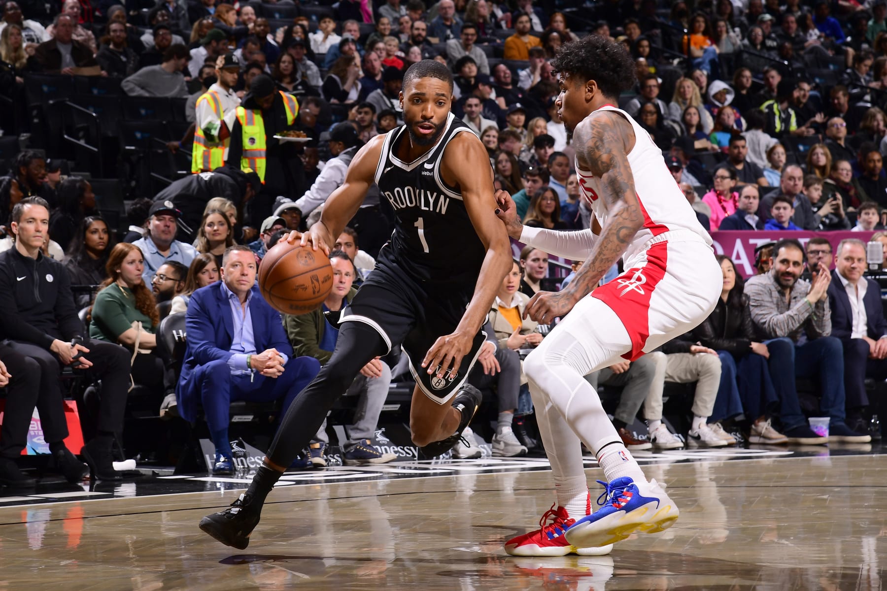 BROOKLYN, NY - MARCH 29: Mikal Bridges #1 of the Brooklyn Nets moves the ball during the game against the Houston Rockets on March 29, 2023 at Barclays Center in Brooklyn, New York. NOTE TO USER: User expressly acknowledges and agrees that, by downloading and or using this Photograph, user is consenting to the terms and conditions of the Getty Images License Agreement. Mandatory Copyright Notice: Copyright 2023 NBAE (Photo by Brian Babineau/NBAE via Getty Images)