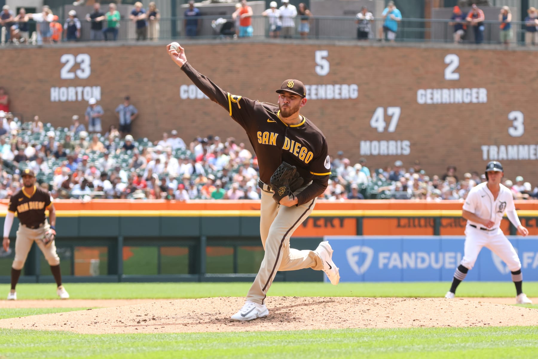 DETROIT, MI - JULY 23:  San Diego Padres starting pitcher Joe Musgrove (44) pitches during the third inning of a regular season Major League Baseball game between the San Diego Padres and the Detroit Tigers on July 23, 2023 at Comerica Park in Detroit, Michigan.  (Photo by Scott W. Grau/Icon Sportswire via Getty Images)