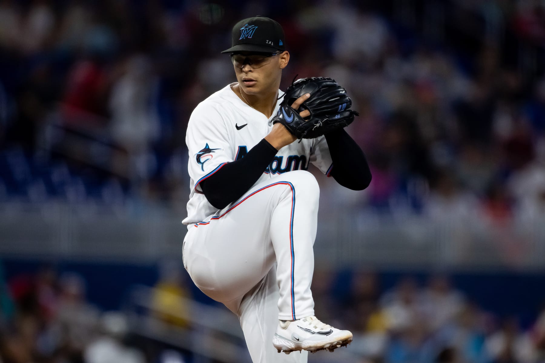 MIAMI, FL - SEPTEMBER 17: Jesus Luzardo #44 of the Miami Marlins pitches in the first inning during the game between the Atlanta Braves and the Miami Marlins at loanDepot park on Sunday, September 17, 2023 in Miami, Florida. (Photo by Kelly Gavin/MLB Photos via Getty Images)