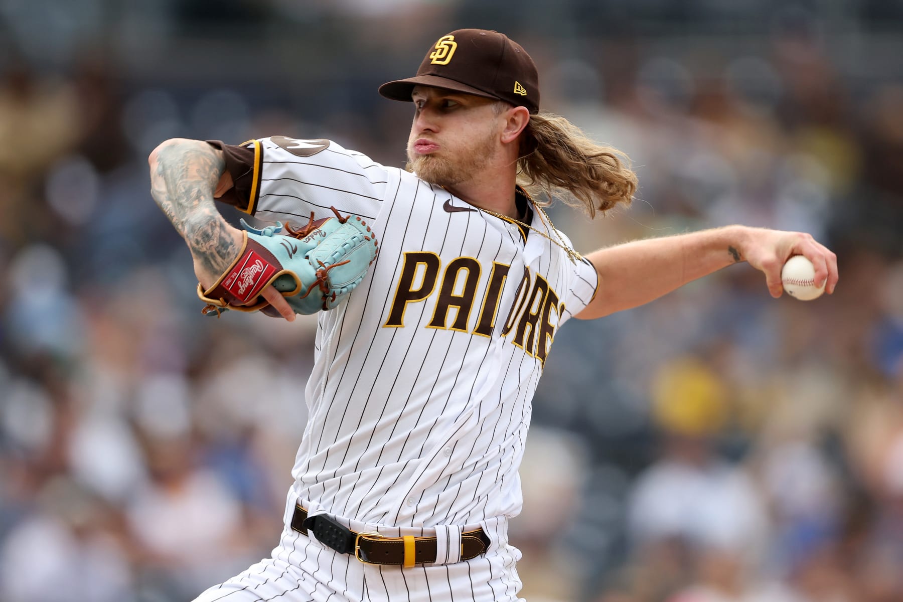 SAN DIEGO, CALIFORNIA - JUNE 07: Josh Hader #71 of the San Diego Padres pitches during a game against the Seattle Mariners at PETCO Park on June 07, 2023 in San Diego, California. (Photo by Sean M. Haffey/Getty Images)