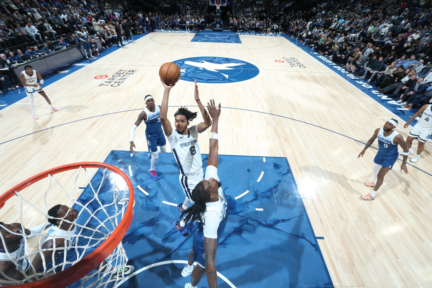 MINNEAPOLIS, MN -  FEBRUARY 28: Ziaire Williams #8 of the Memphis Grizzlies goes to the basket during the game on February 28, 2024 at Target Center in Minneapolis, Minnesota. NOTE TO USER: User expressly acknowledges and agrees that, by downloading and or using this Photograph, user is consenting to the terms and conditions of the Getty Images License Agreement. Mandatory Copyright Notice: Copyright 2024 NBAE (Photo by David Sherman/NBAE via Getty Images)