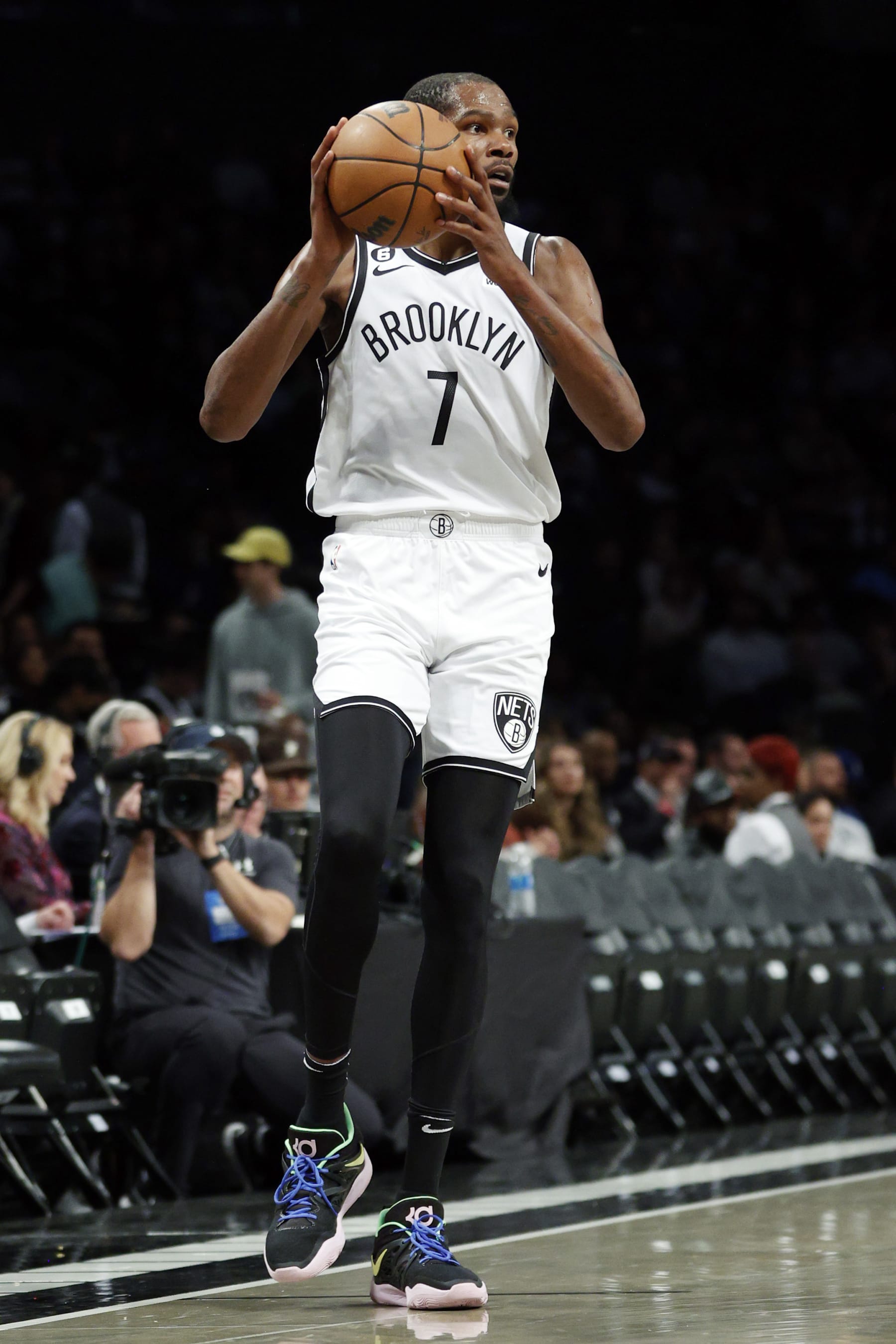NEW YORK, NEW YORK - OCTOBER 06: Kevin Durant #7 of the Brooklyn Nets dribbles during the second half against the Miami Heat at Barclays Center on October 06, 2022 in the Brooklyn borough of New York City. NOTE TO USER: User expressly acknowledges and agrees that, by downloading and or using this photograph, User is consenting to the terms and conditions of the Getty Images License Agreement. (Photo by Sarah Stier/Getty Images)