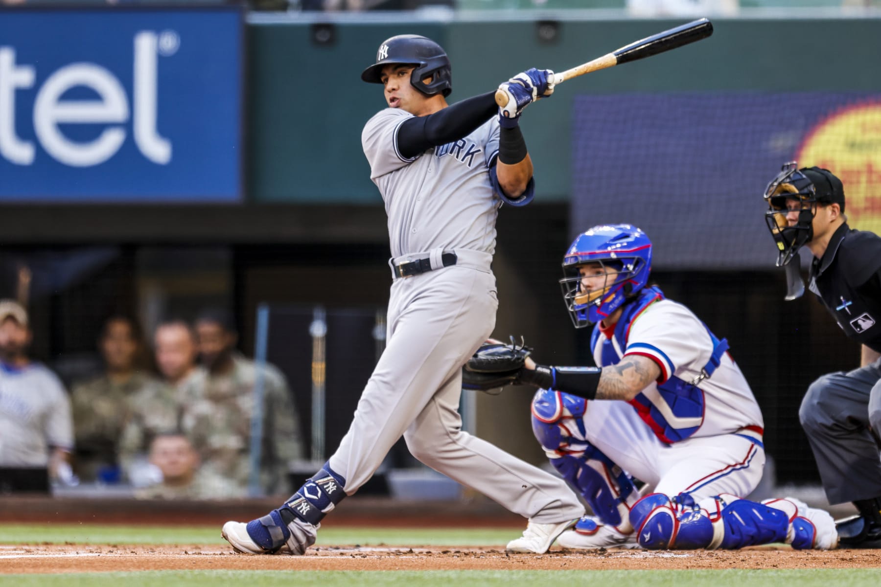 ARLINGTON, TX - OCTOBER 05: New York Yankees shortstop Oswald Peraza (91) hits a single during the game between the Texas Rangers and the New York Yankees on October 5, 2022 at Globe Life Field in Arlington, Texas. (Photo by Matthew Pearce/Icon Sportswire via Getty Images)