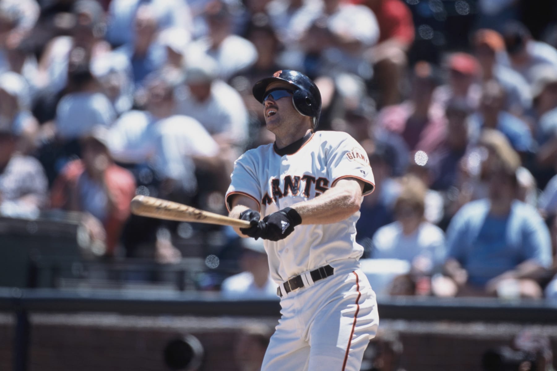 22 Jul 2001:  Infielder Jeff Kent #21 of the San Francisco Giants at bat during the game against the Arizona Diamondbacks at Pac Bell Park in San Francisco, California. The Diamondbacks defeated the Giants 12-4.Mandatory Credit: Tom Hauck /Allsport