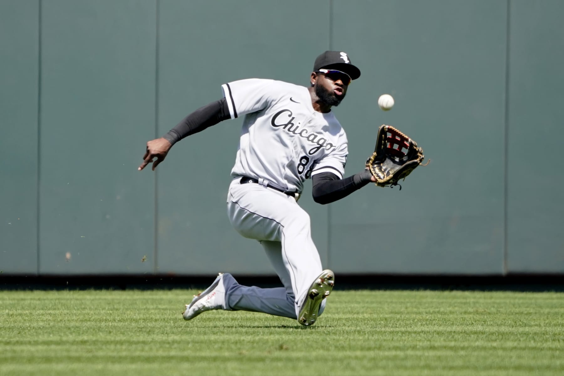 KANSAS CITY, MISSOURI - AUGUST 22:  Luis Robert #88 of the Chicago White Sox catches a ball hit by Michael Massey of the Kansas City Royals in the third inning at Kauffman Stadium on August 22, 2022 in Kansas City, Missouri. (Photo by Ed Zurga/Getty Images)