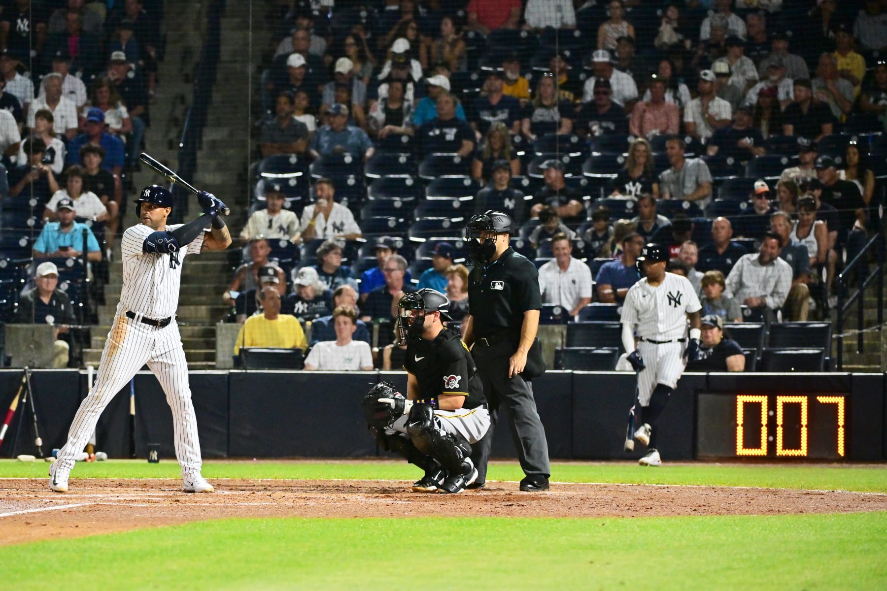 TAMPA, FLORIDA - MARCH 06: Aaron Hicks #31 of the New York Yankees stands in the batters box with seven seconds remaining on the pitch clock during a Grapefruit League Spring Training game against the Pittsburgh Pirates at George M. Steinbrenner Field on March 06, 2023 in Tampa, Florida. (Photo by Julio Aguilar/Getty Images)