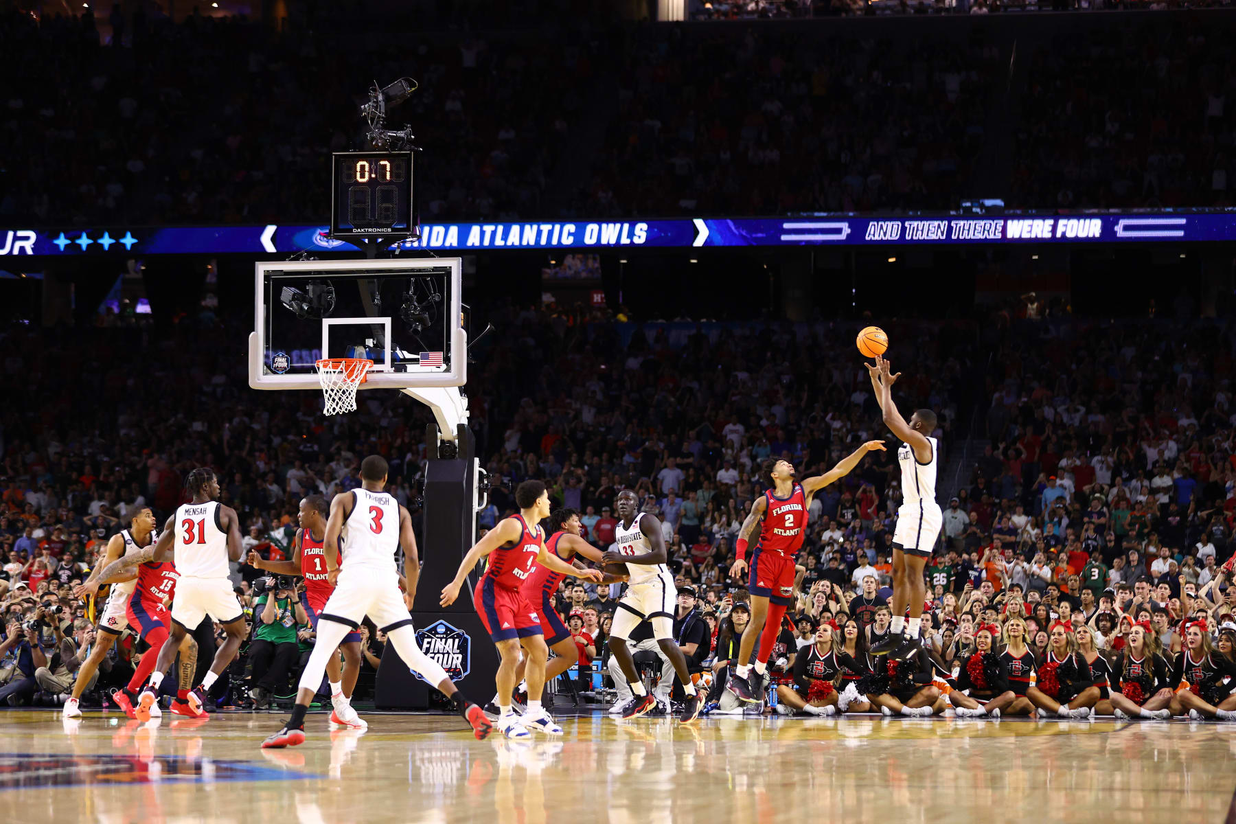 HOUSTON, TEXAS - APRIL 01: Lamont Butler #5 of the San Diego State Aztecs shoots the ball to defeat the Florida Atlantic Owls during the NCAA Men’s Basketball Tournament Final Four semifinal game at NRG Stadium on April 01, 2023 in Houston, Texas. (Photo by Jamie Schwaberow/NCAA Photos via Getty Images)