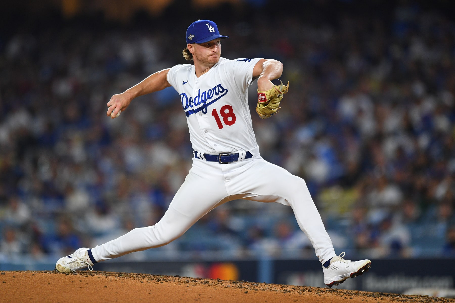 LOS ANGELES, CA - OCTOBER 07: Los Angeles Dodgers Pitcher Shelby Miller (18) throws a pitch during the MLB NLDS Game 1 between the Arizona Diamondbacks and the Los Angeles Dodgers on October 7, 2023 at Dodger Stadium in Los Angeles, CA. (Photo by Brian Rothmuller/Icon Sportswire via Getty Images)